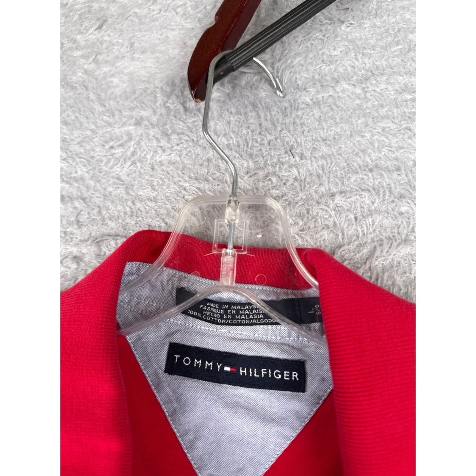 Tommy Hilfiger VINTAGE Tommy Hilfiger Polo Shirt Men Red 100% Cotton Jersey Short Sleeve Adult Large Slim Key Logo Embroidered 90s Sports Style Mens Size US L / EU 52-54 / 3 - 7 Thumbnail