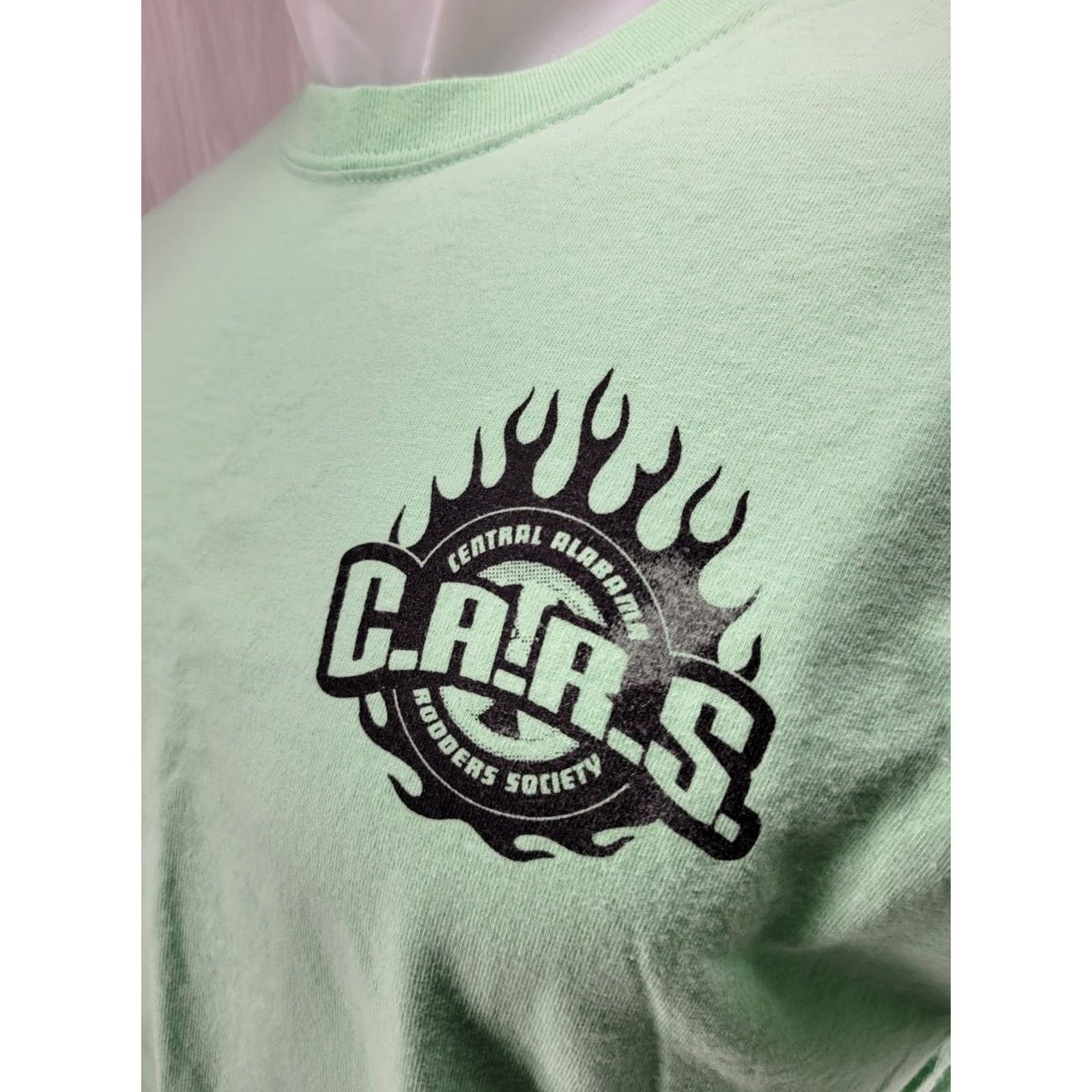 Gildan VINTAGE Central Alabama Rodders Society Mens Shirt L Green Shirt Mens L Green 90s Hot Rod Theme Size US L / EU 52-54 / 3 - 4 Thumbnail