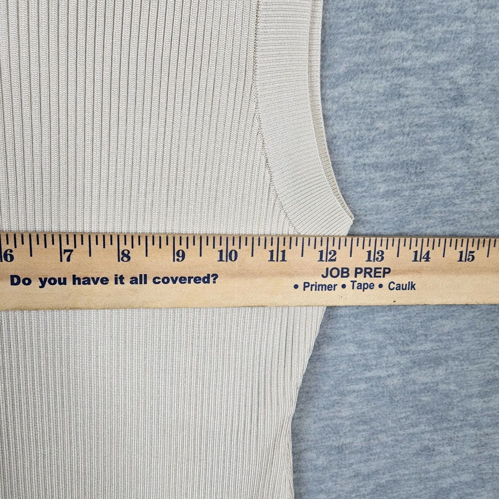 Good American Good American Ivory Ribbed Mock Neck Knit Bodysuit Size 3 Women’s Short Sleeve Cotton Blend Regular Slim? (Note: cannot add speculative keywords) Size XS / US 0-2 / IT 36-38 - 3 Thumbnail