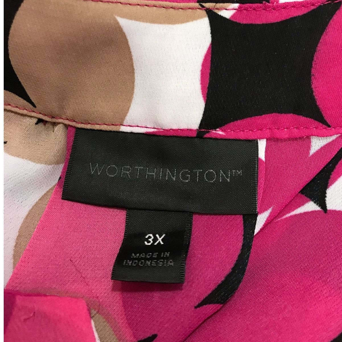 Worthington Worthington Vintage Circle V-Neck Short Sleeve Blouse 3X Size 3XL / US 20-22 - 3 Thumbnail