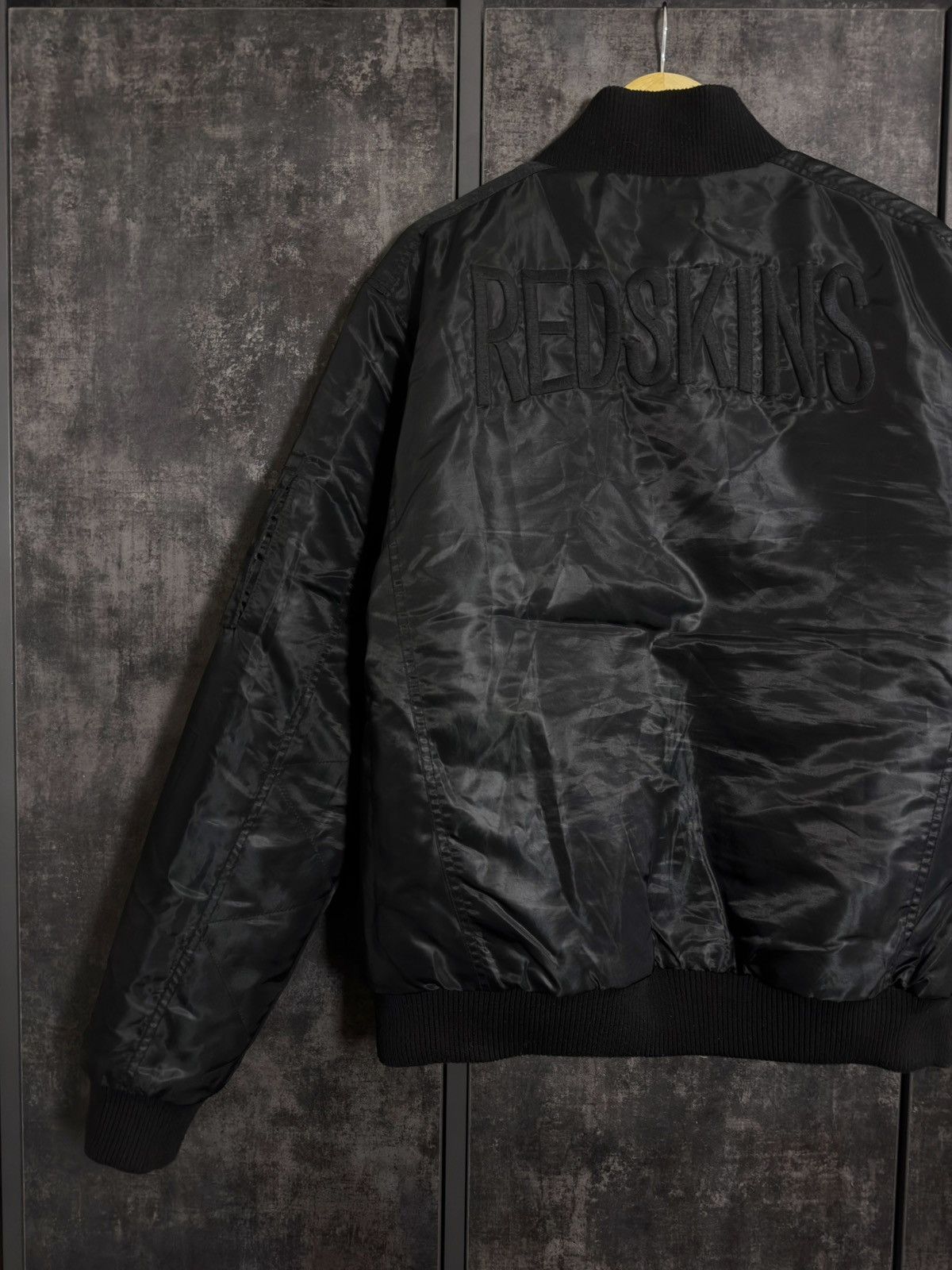 Other Vintage Redskins Reversible Bomber Jacket Y3 RRL Ma1 Alpha Size US L / EU 52-54 / 3 - 18 Thumbnail