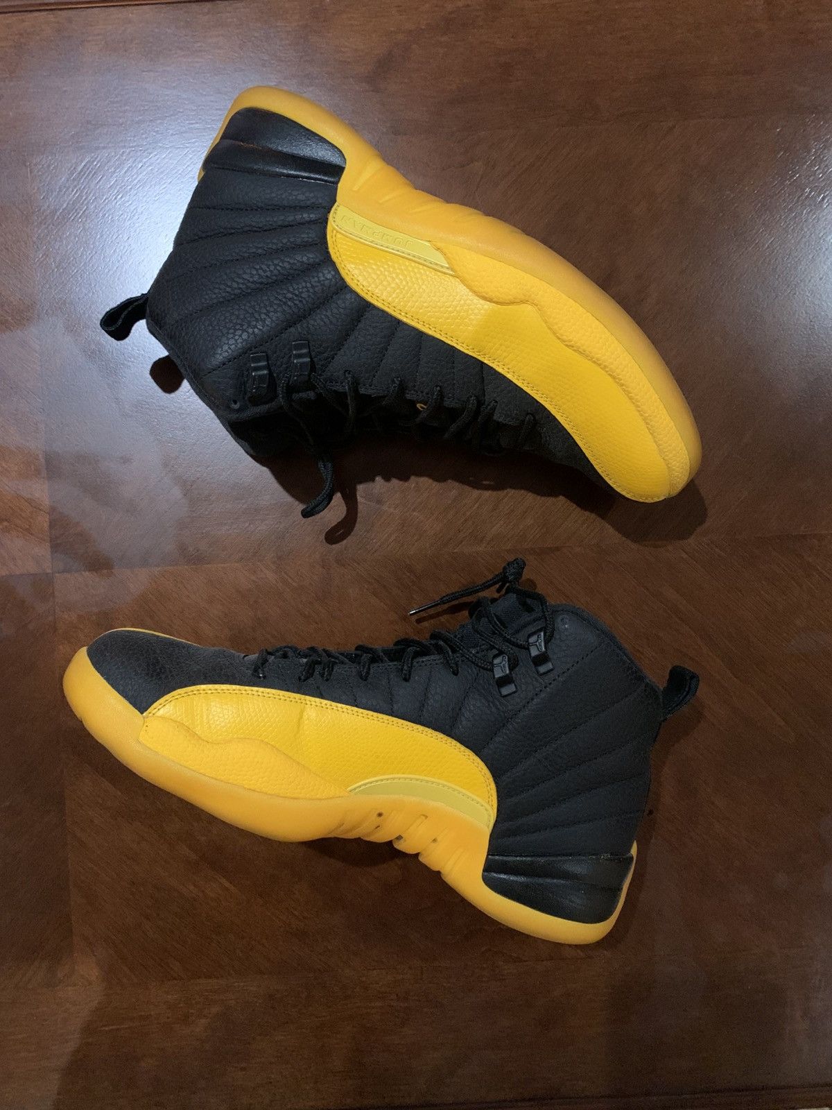 Jordan Brand Jordan 12 Retro University Gold/Black Size US 10.5 / EU 43-44 - 5 Thumbnail