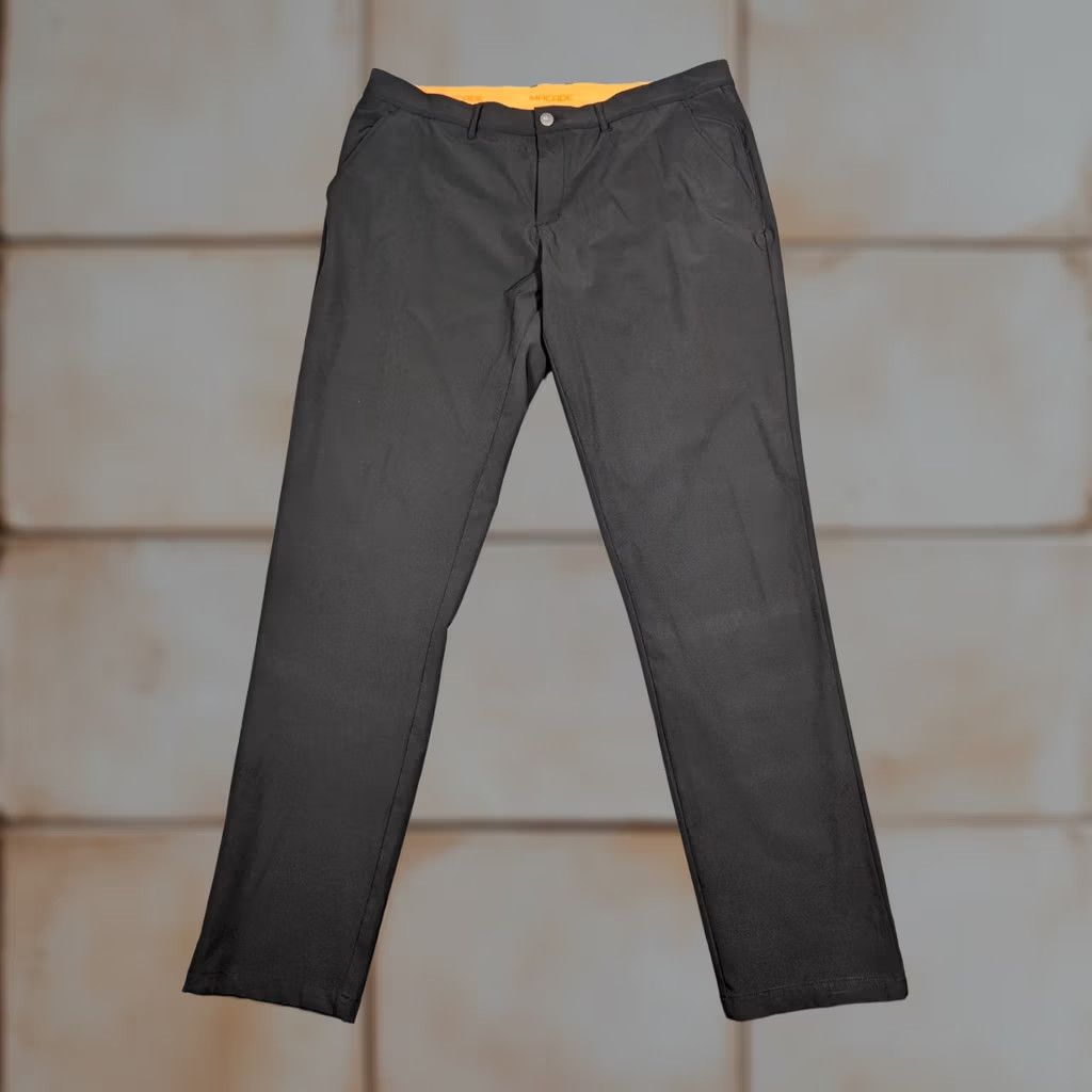 Vintage Macade Golf Pants Mens 38x34 Black Slim Fit Performance Stretch Lightweight Modern Size US 38 / EU 54 - 1 Thumbnail
