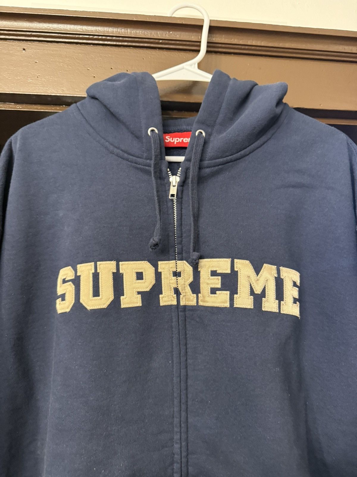Supreme Supreme Collegiate Appliqué Zip Up Hooded Sweatshirt Size XL Size US XL / EU 56 / 4 - 2 Thumbnail