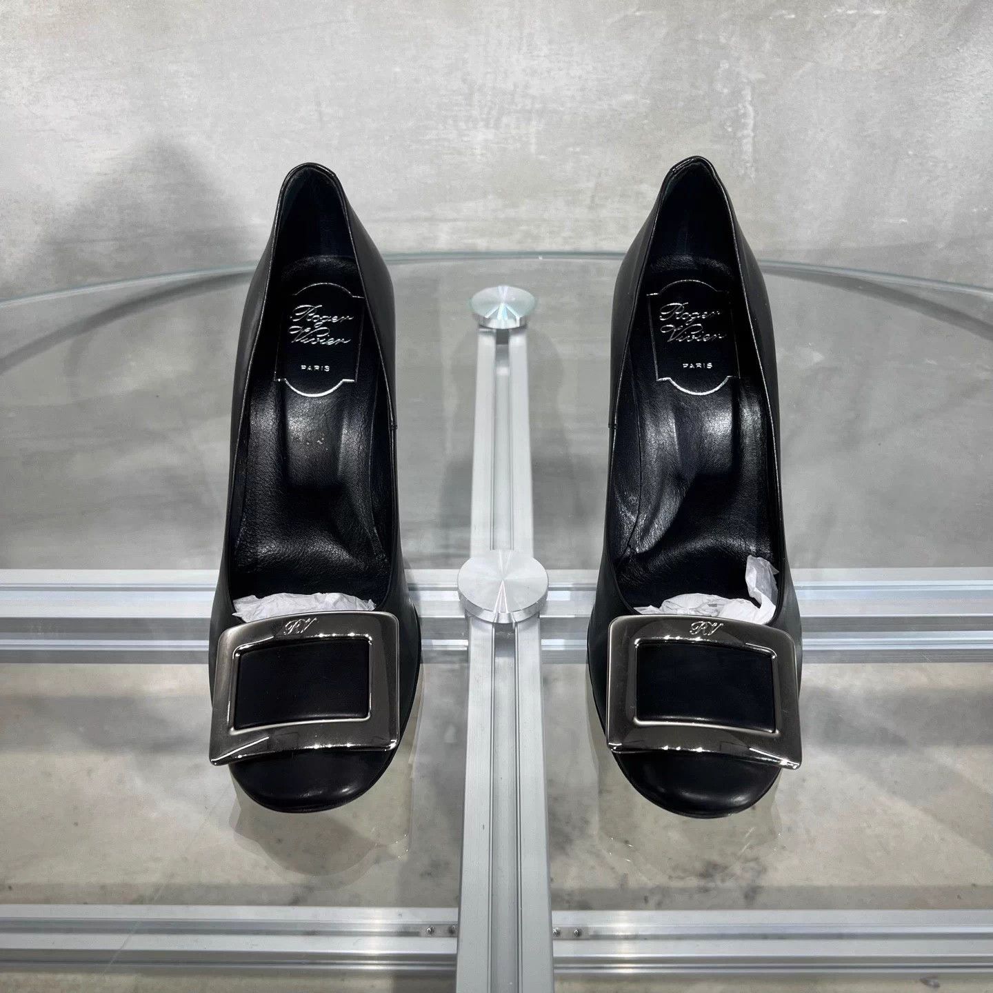 Roger Vivier RV Trompette Patent Leather Square Toe Black 37.5 Size US 6.5 / IT 36.5 - 1 Thumbnail