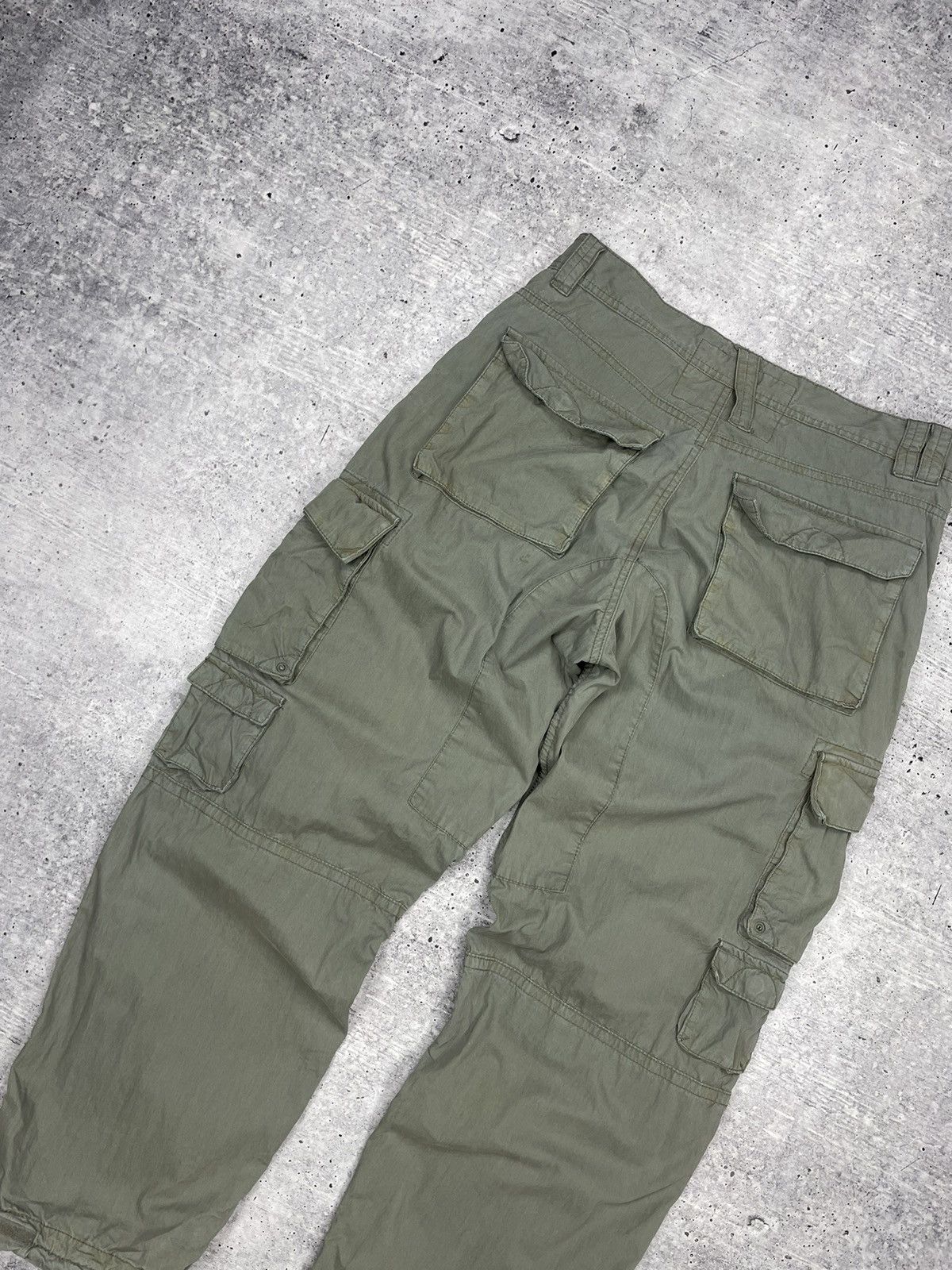 Japanese Brand × Vintage Vintage Y2K Japanese Style Distressed Faded Cargo Pants Size US 34 / EU 50 - 16 Thumbnail