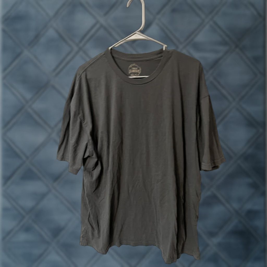 Vintage True Classic Crew Neck T Shirt Mens 2XL Gray Solid Stretch Size US XXL / EU 58 / 5 - 1 Thumbnail