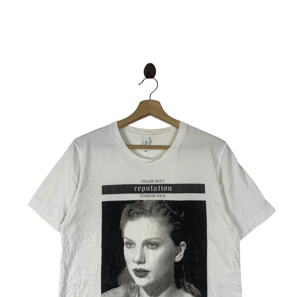 Band Tees TAYLOR SWIFT REPUTATION 2018 Tour Live Promo Tee Shirt Top Size M / US 6-8 / IT 42-44 - 2 Thumbnail