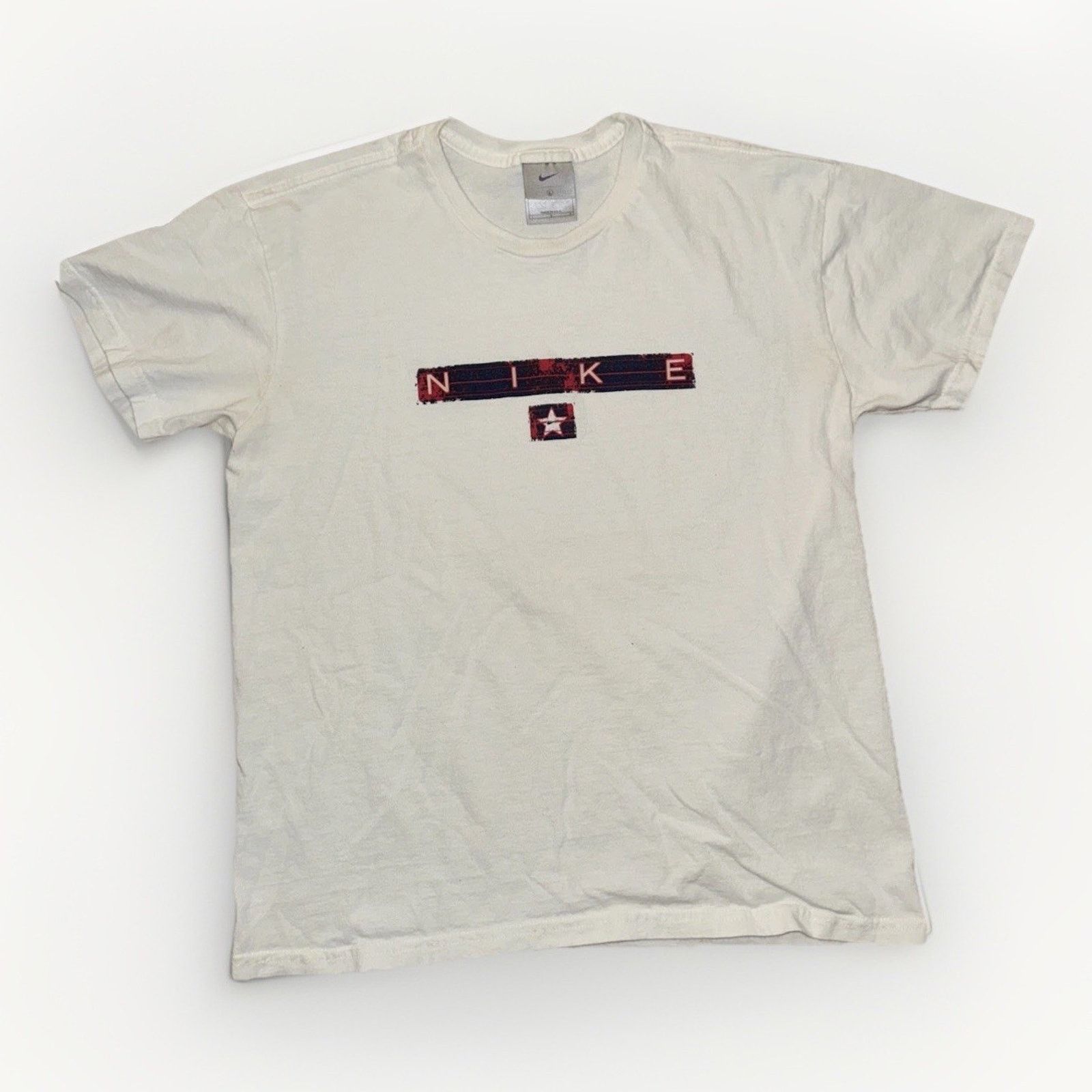 Nike × Vintage Vintage Nike Silver Tag Box Logo Graphic T-Shirt White LUSA Size US L / EU 52-54 / 3 - 1 Thumbnail