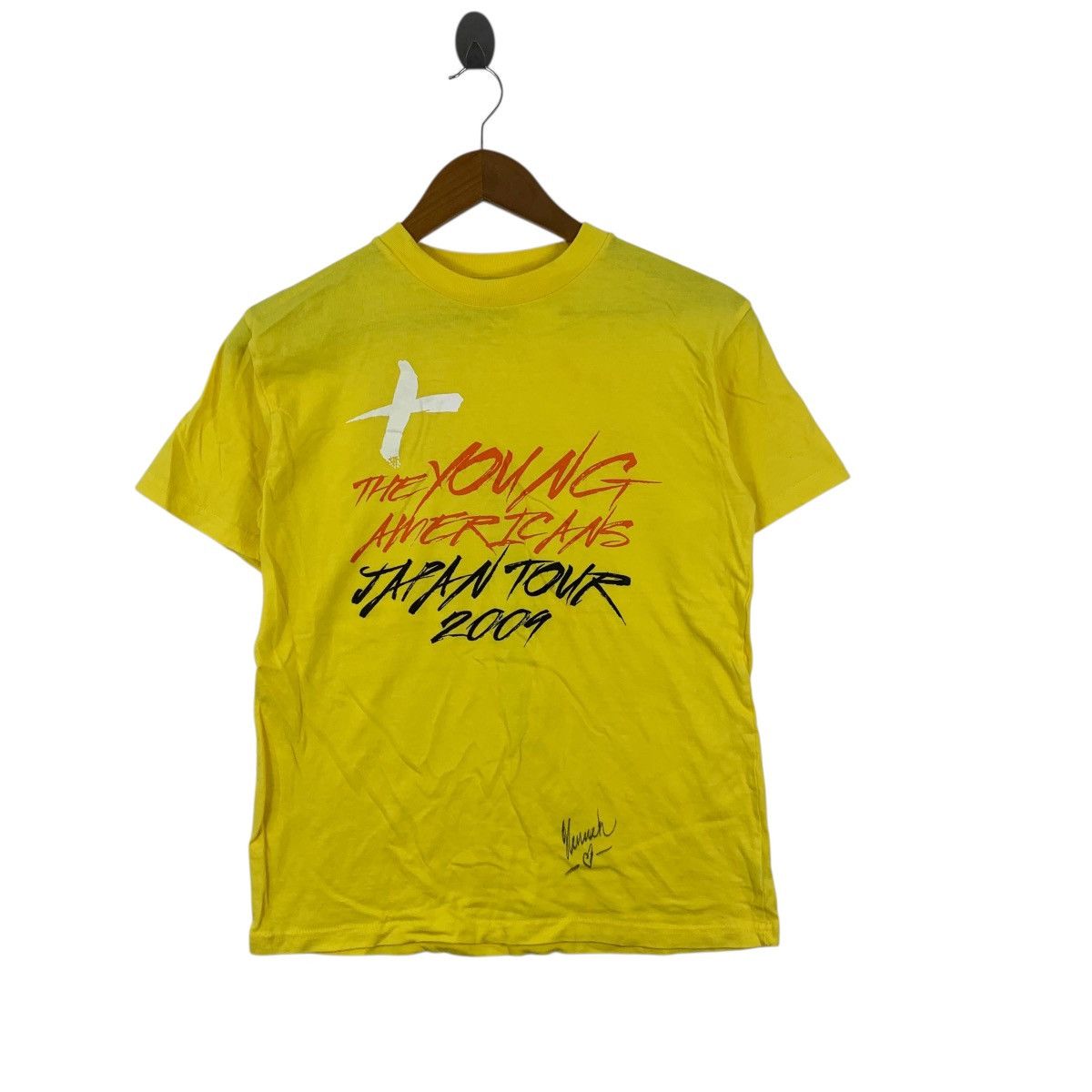 Band Tees THE YOUNG AMERICANS Japan Tour 2009 Signature Tee Shirt Top Size S / US 4 / IT 40 - 4 Thumbnail
