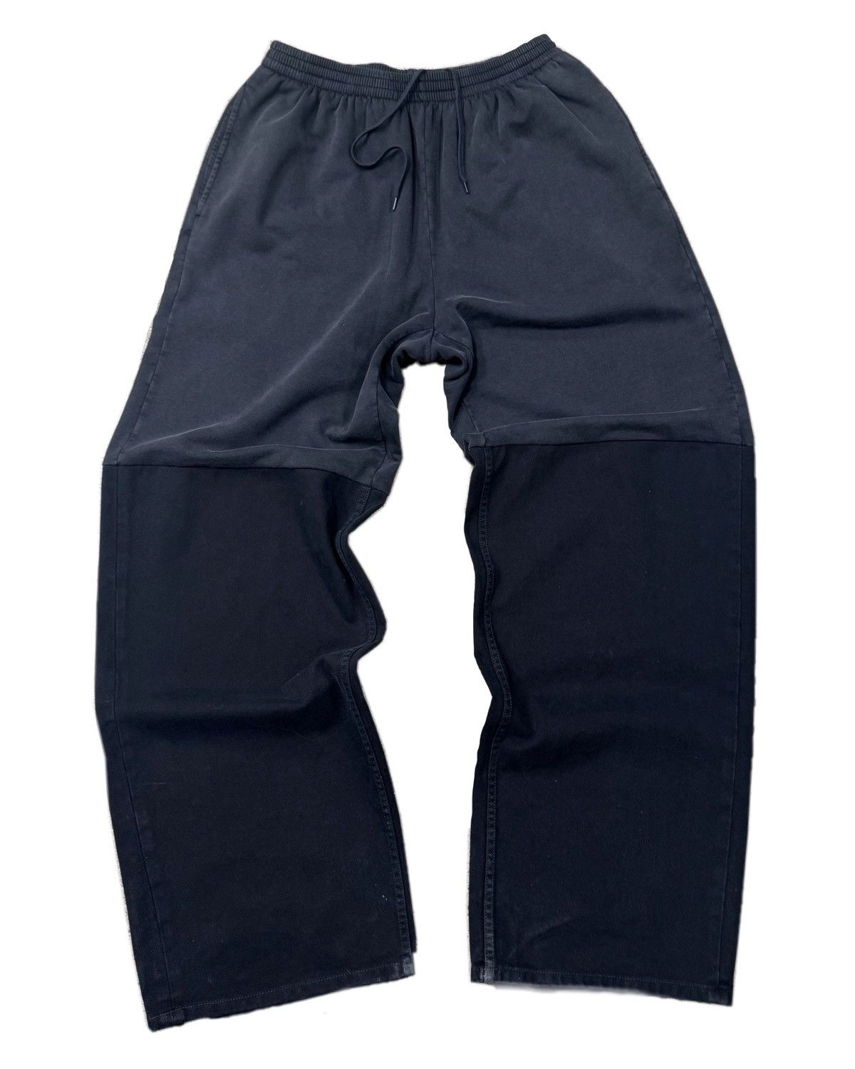 Balenciaga Balenciaga Hybrid 50/50 Half Sweatpants & Half Denim Jeans Size US 32 / EU 48 - 1 Thumbnail