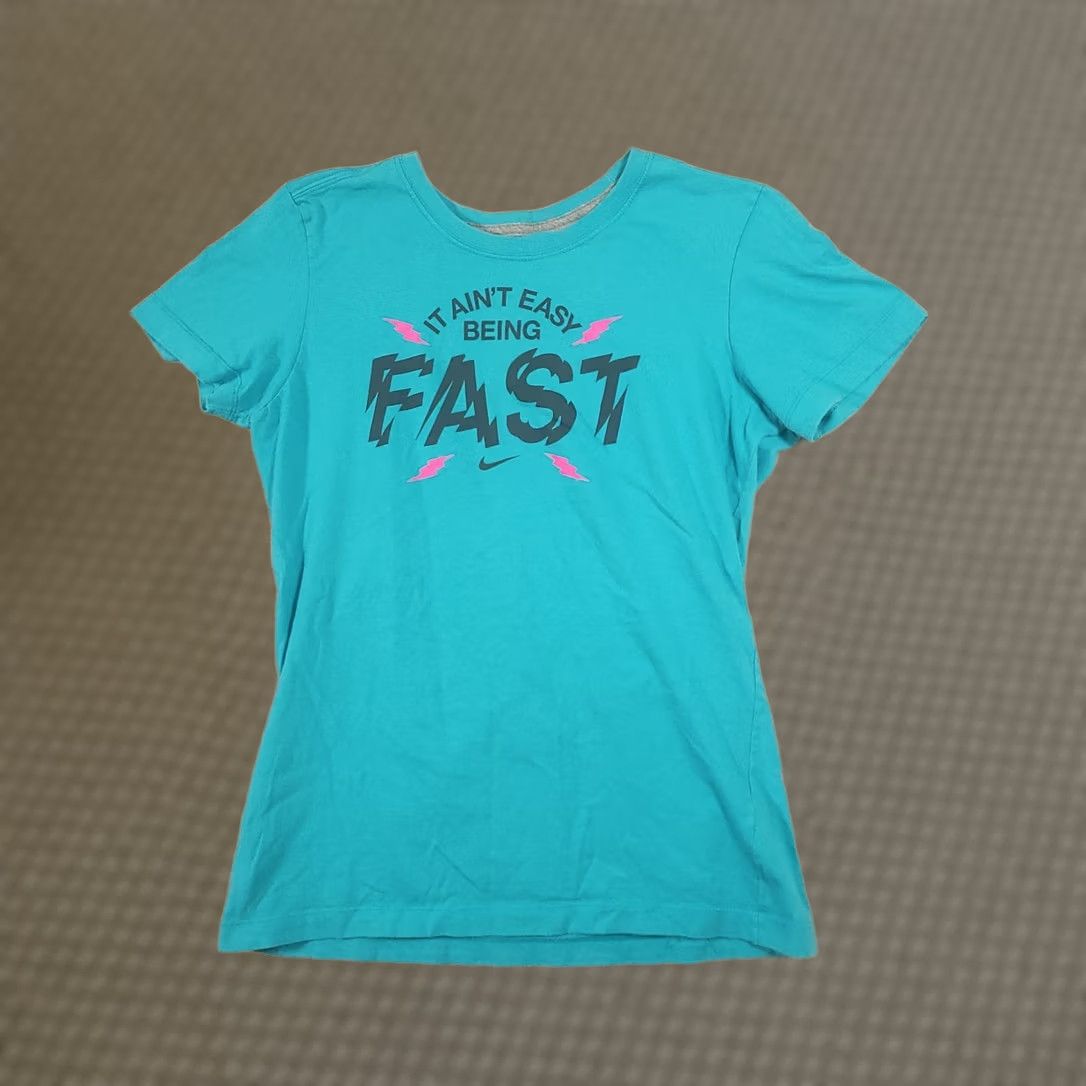 Nike Nike Shirt Womens Medium Blue Slim Fit “It Ain't Easy Being Fast” Shirt Size M / US 6-8 / IT 42-44 - 1 Thumbnail