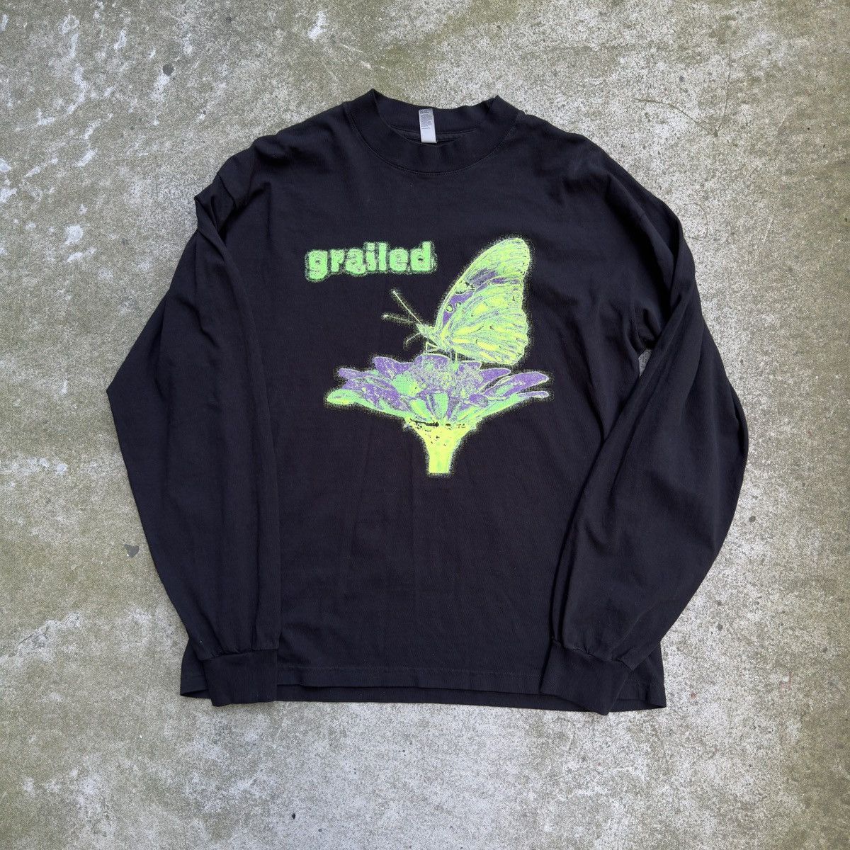 Grailed GRAILED NEON BUTTERFLY VIP LONGSLEEVE TEE M Size US M / EU 48-50 / 2 - 1 Thumbnail