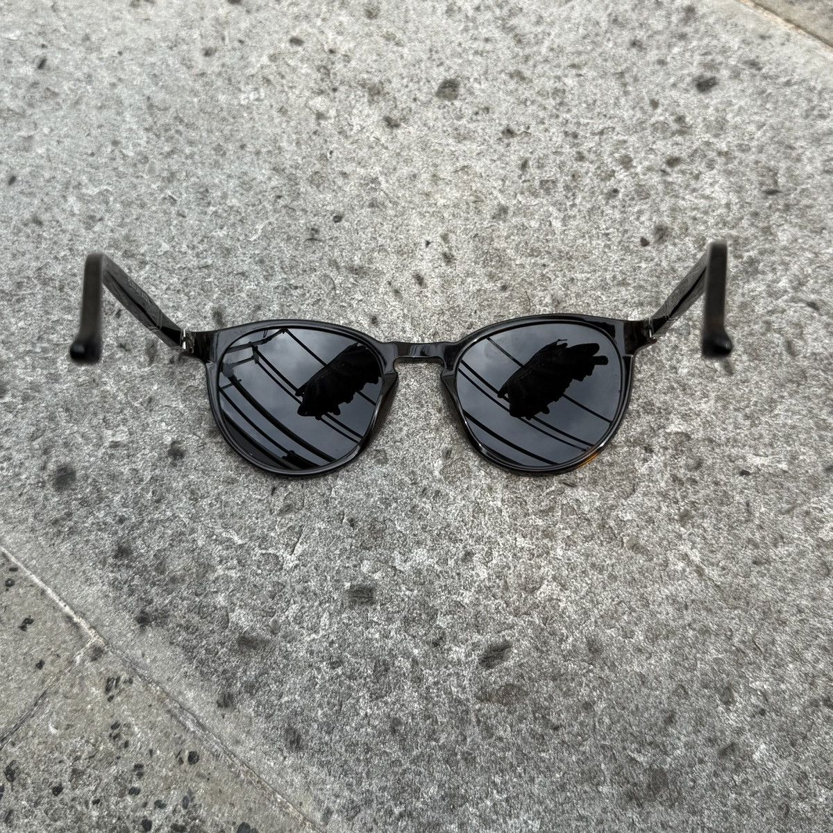 Persol Vintage Persol Tortoise Sunglasses Size ONE SIZE - 2 Thumbnail