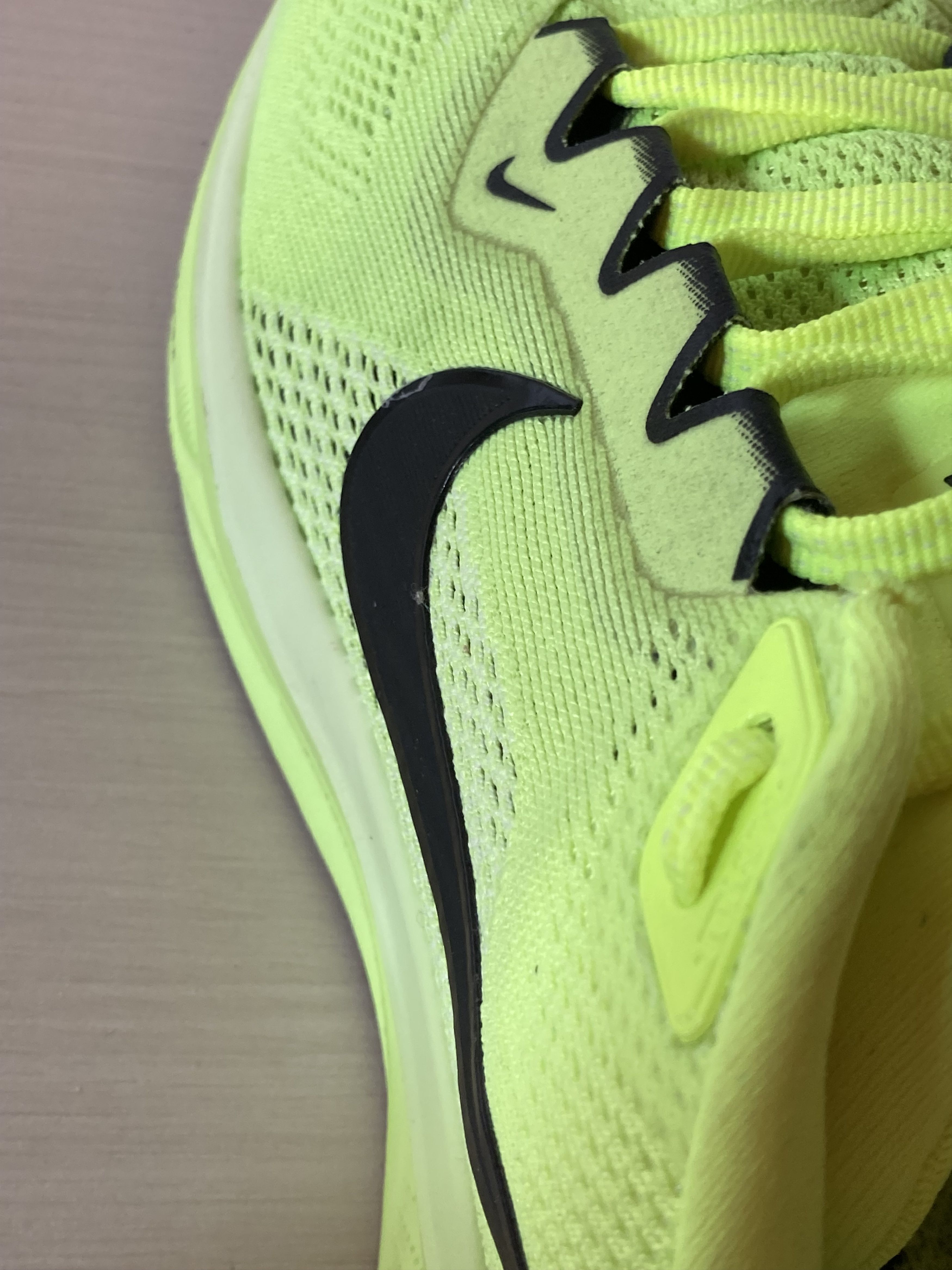 Nike NIKE Air Zoom Pegasus 41 in VOLT - size EU 43 Size US 10 / EU 43 - 5 Thumbnail