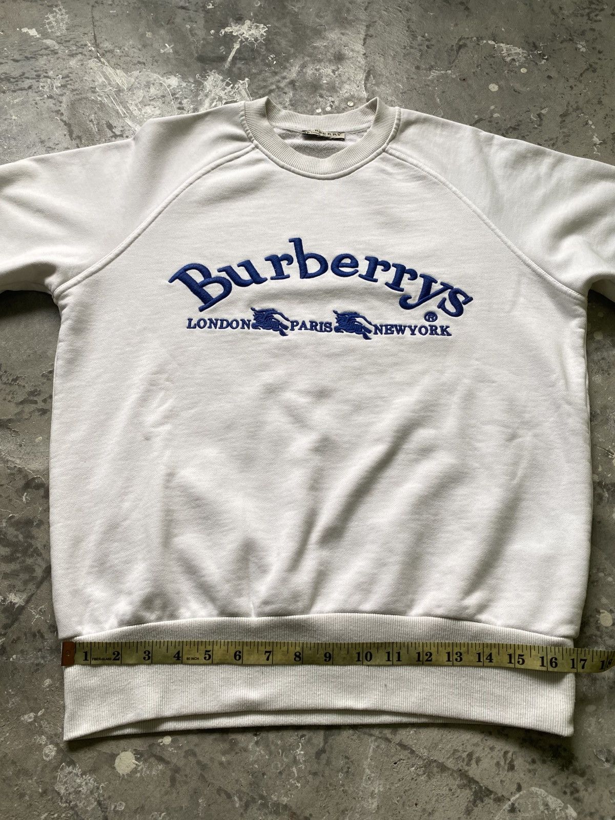 Burberry Burberry London Embroidery Spellout Pullover Size US M / EU 48-50 / 2 - 12 Thumbnail