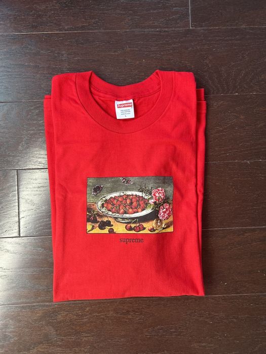 Supreme Supreme Strawberries Tee Red- L | Grailed