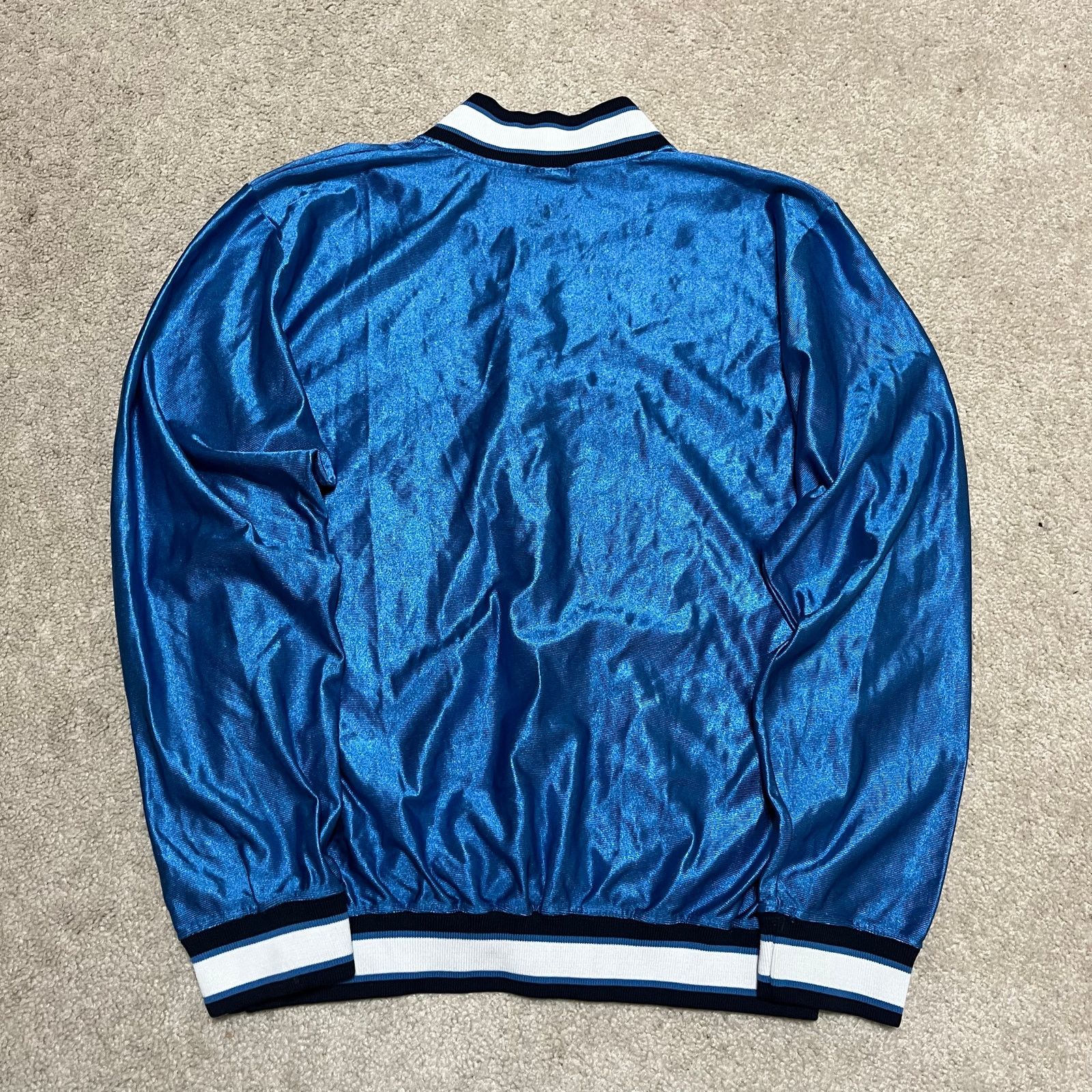 Champion Vintage Champion Carolina Panthers Silk Varsity Jacket M Size US M / EU 48-50 / 2 - 2 Thumbnail