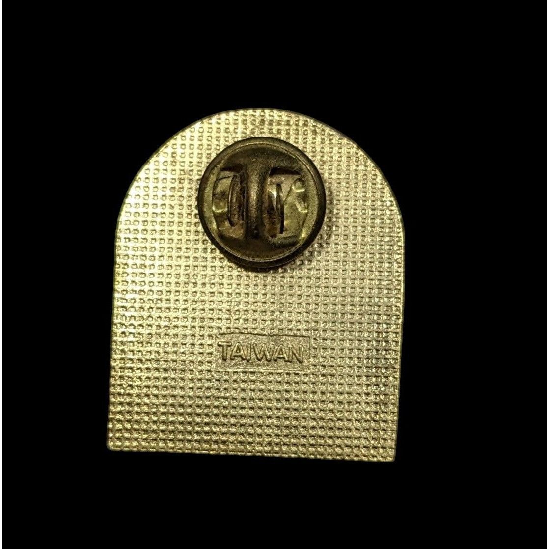 Other Vintage Collectible St. Kevin Lapel Pin 1953-2002 Size ONE SIZE - 2 Thumbnail