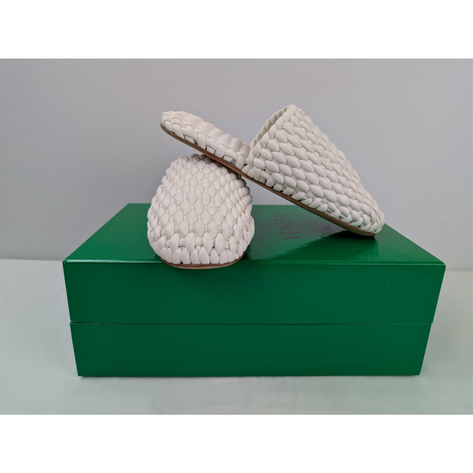 Bottega Veneta o1rshd1 Q:2 / Cloud Weave Squid Slipper in White 41 Size US 8 / EU 41 - 14 Thumbnail