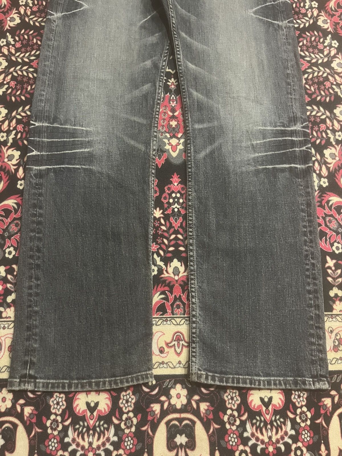 Japanese Brand Japanese Brand Villand Dark Whisker Washed Rhinestone Jeans Size US 36 / EU 52 - 9 Thumbnail