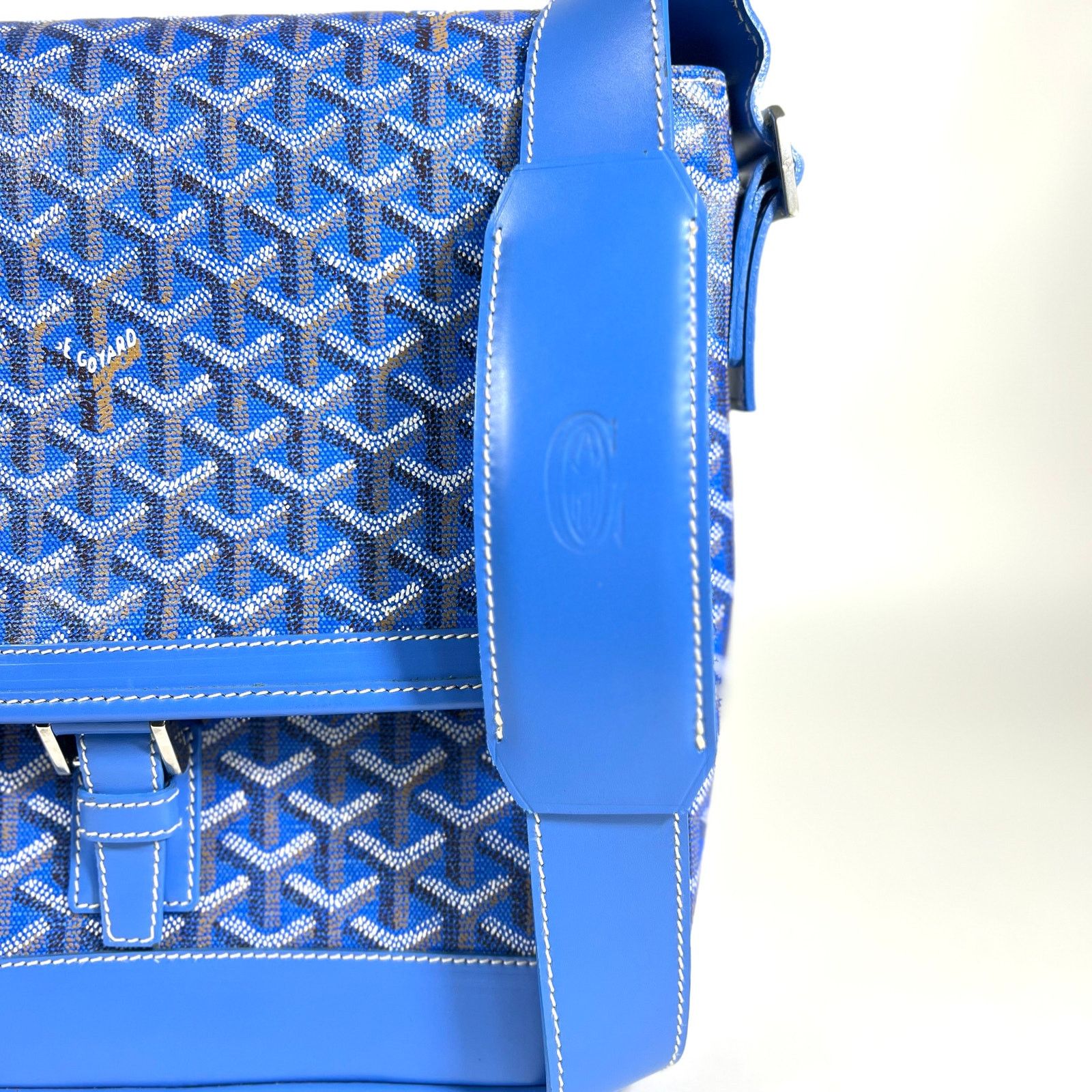 Goyard Goyard Grand Bleu MM Sky Blue Vintage Hand Painted Canvas Size ONE SIZE - 3 Thumbnail