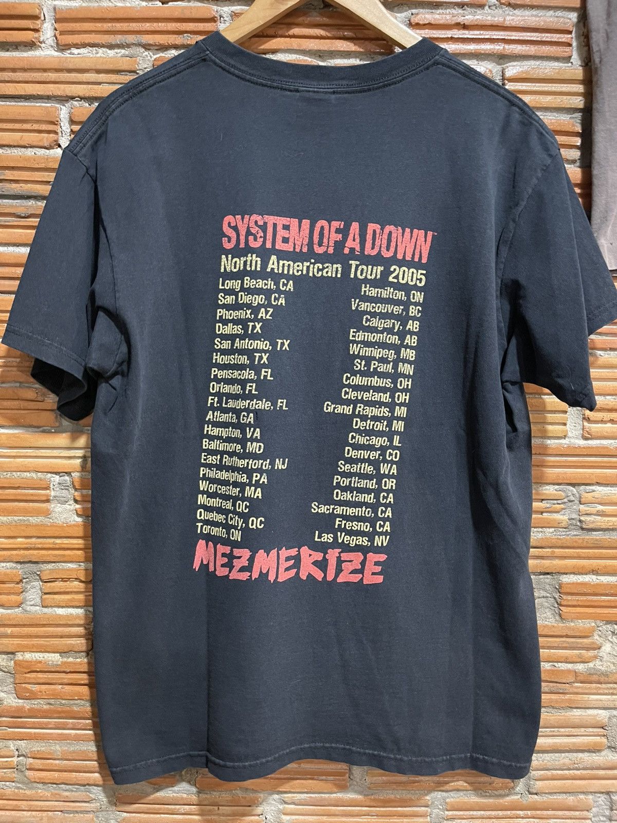 Band Tees Vintage 2005 System Of A Down Mezmerize T shirt L Size US L / EU 52-54 / 3 - 2 Thumbnail