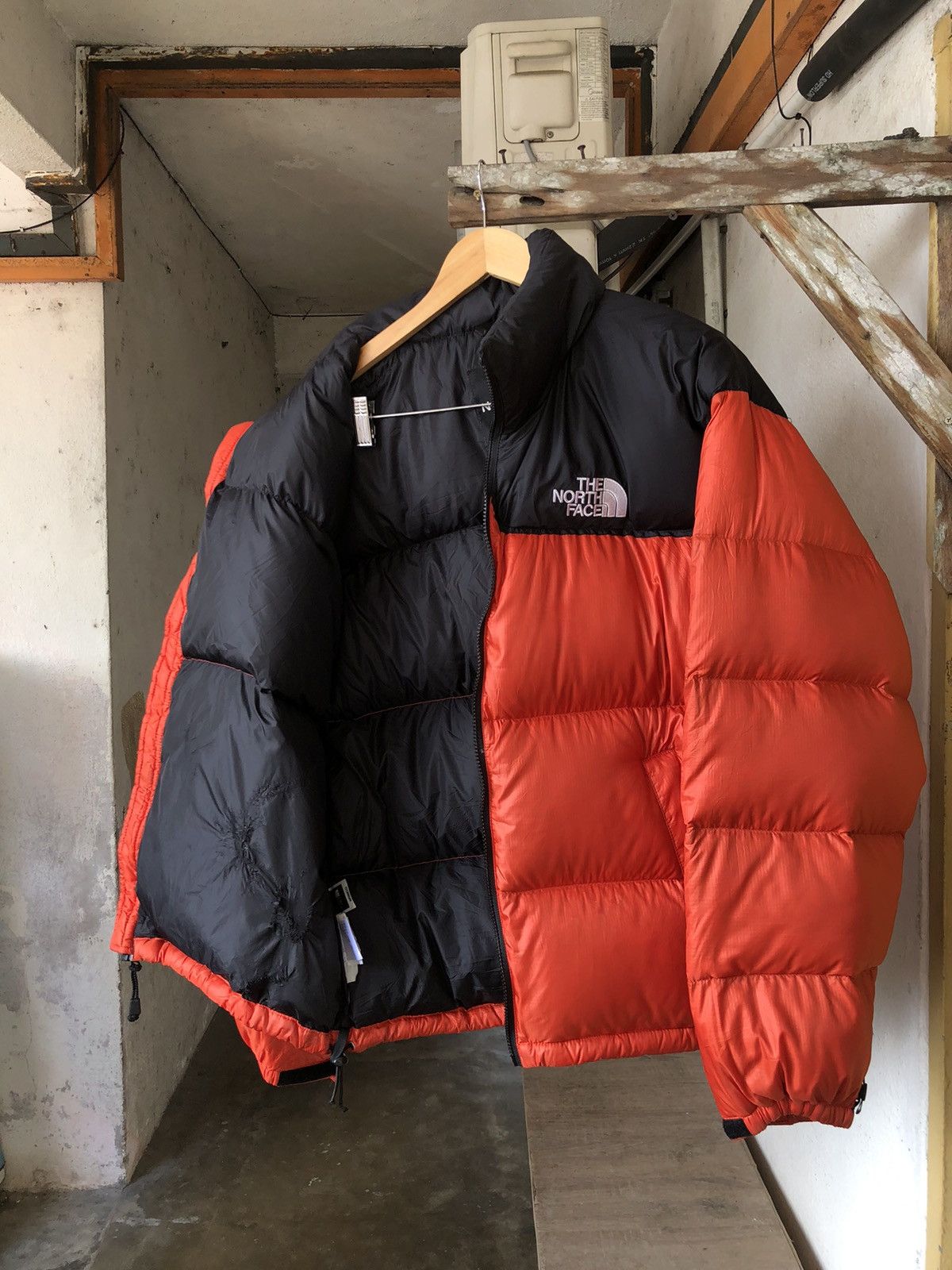 The North Face 🔥The North Face 700 Stow Pocket Nuptse Puffer Jacket Size US L / EU 52-54 / 3 - 15 Thumbnail