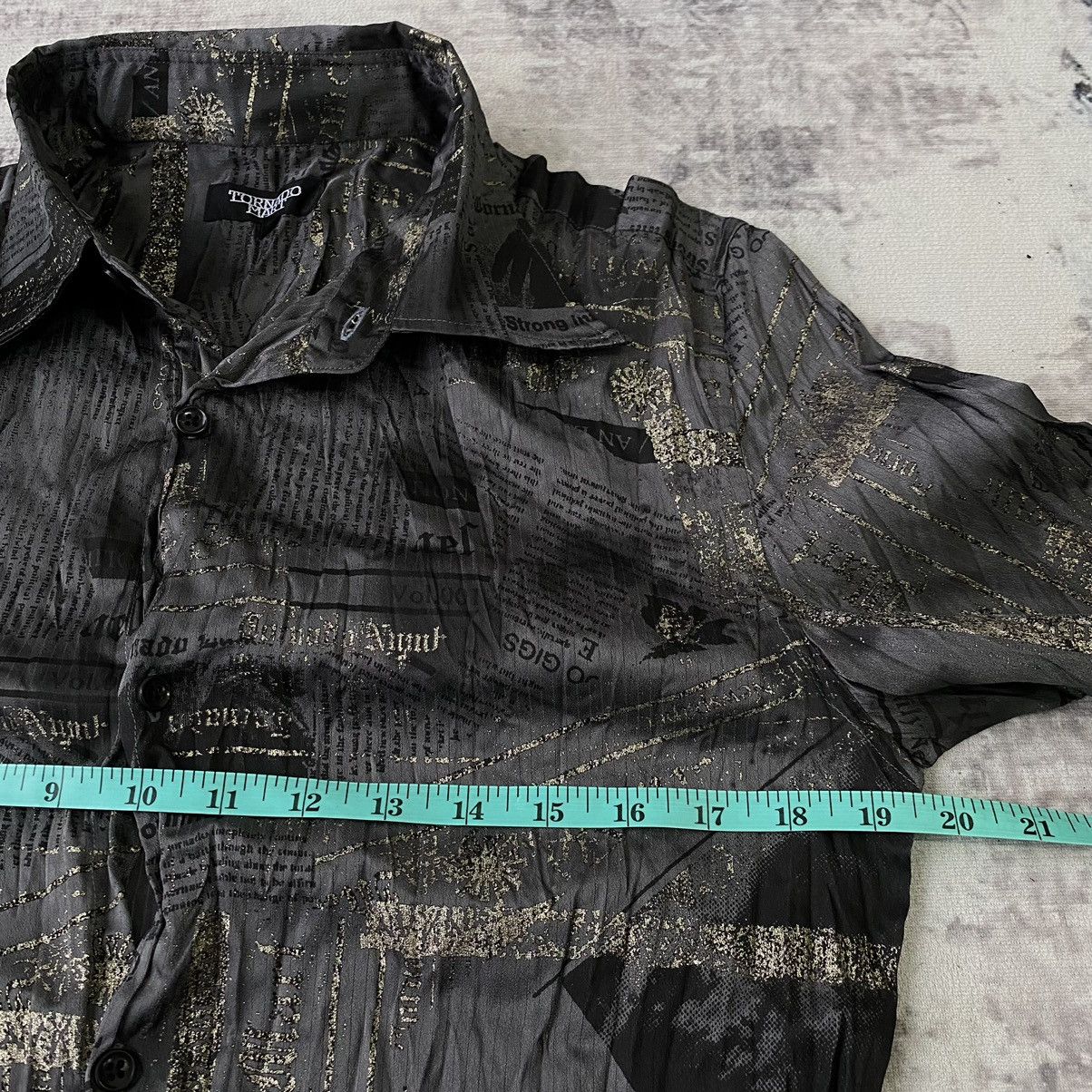 If Six Was Nine × Le Grande Bleu (L.G.B.) × Tornado Mart Tornado Mart Affliction Wrinkled Shirt Size US M / EU 48-50 / 2 - 10 Thumbnail