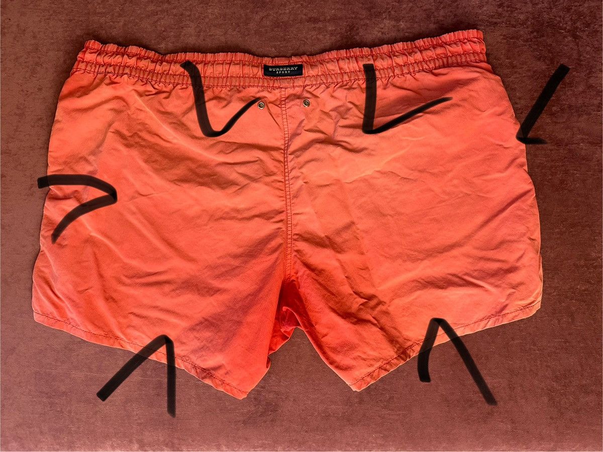 Burberry Burberry shorts size 2XL red vintage Size US 42 / EU 58 - 10 Thumbnail