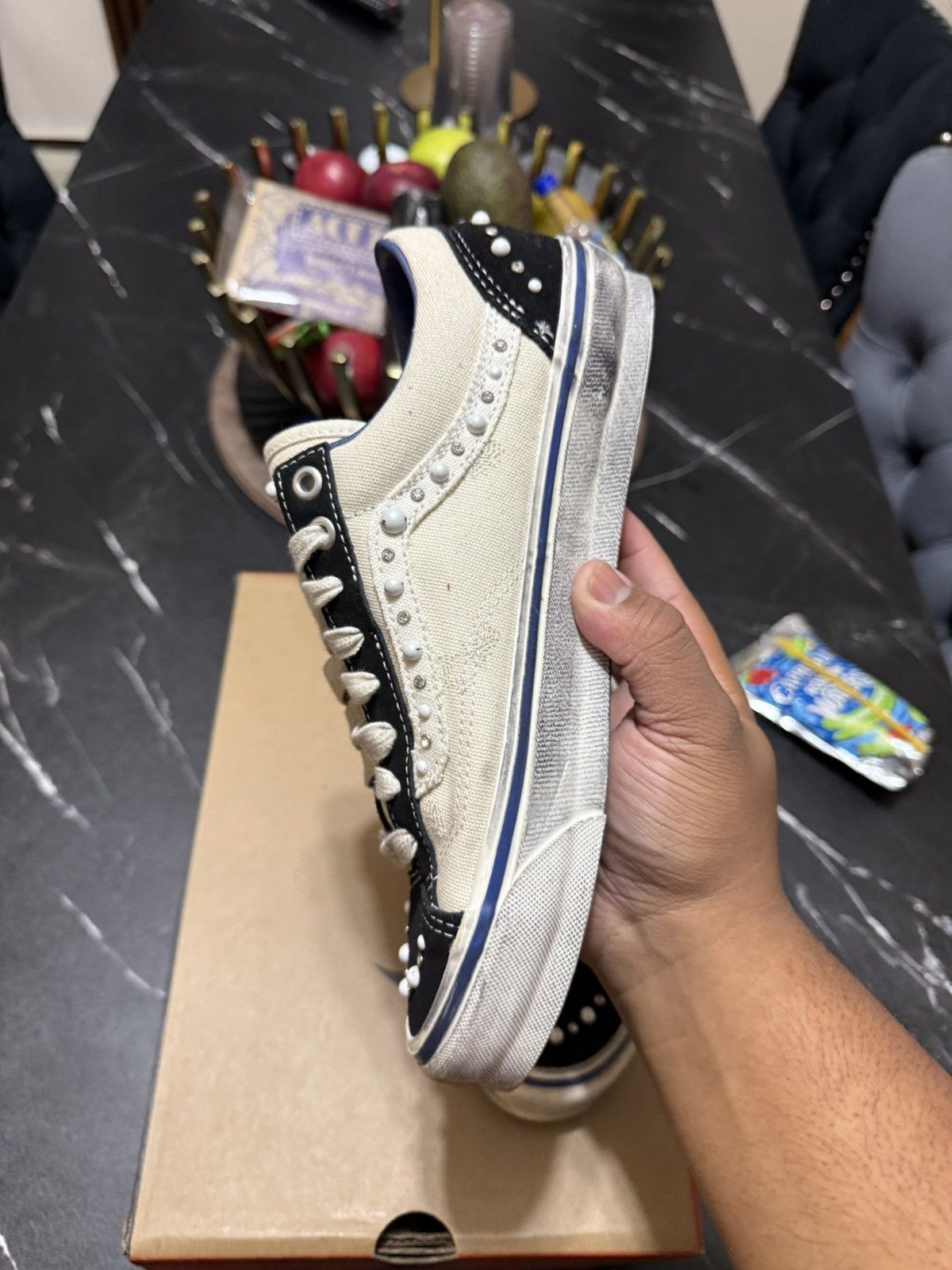Satoshi Nakamoto × Vans Vans Otw Pearlized Pack Marshmallow Size 7.5 Size US 7.5 / EU 40-41 - 10 Thumbnail