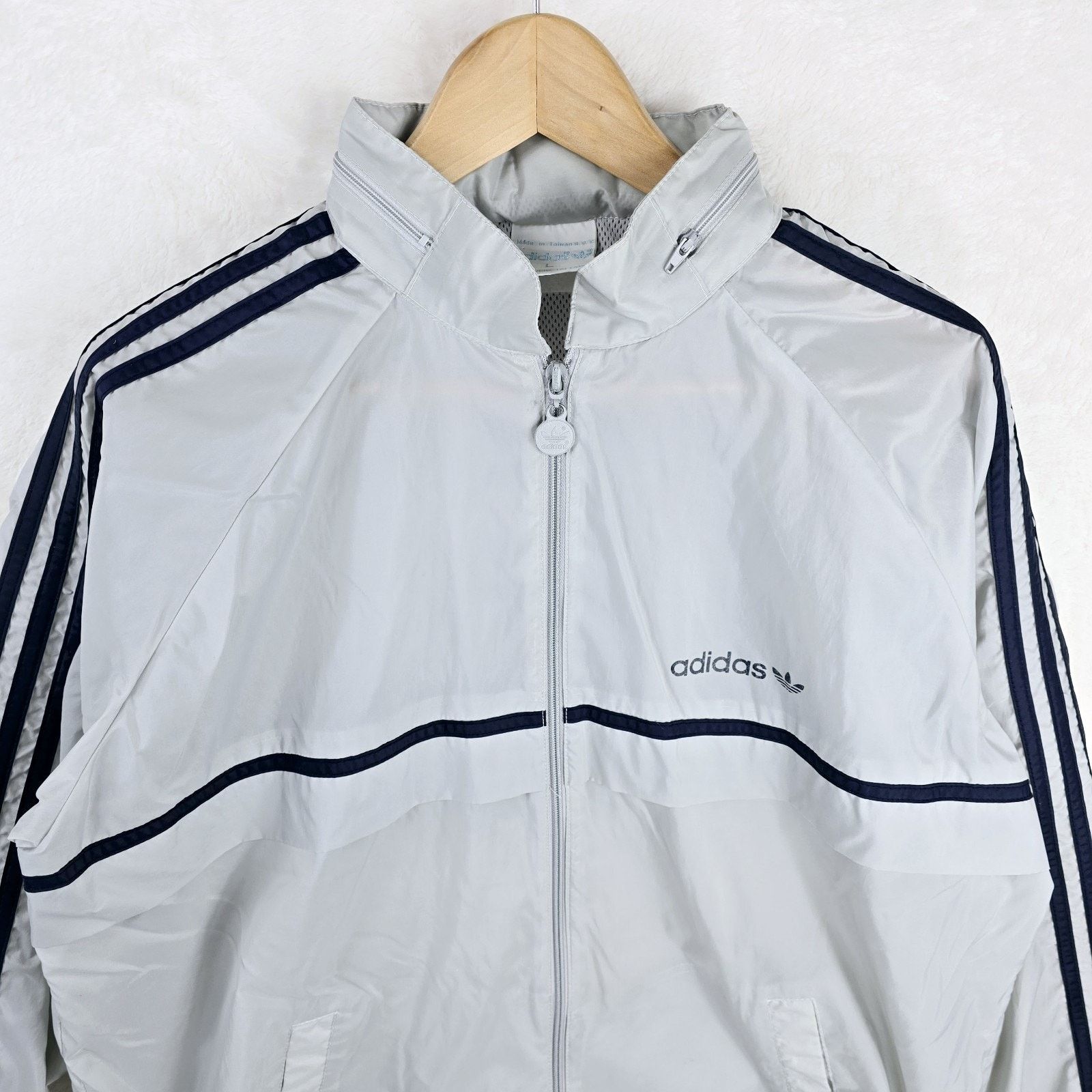 Adidas Vintage 80s Adidas Full Zip Windbreaker Mens Jacket Large Size US L / EU 52-54 / 3 - 3 Thumbnail