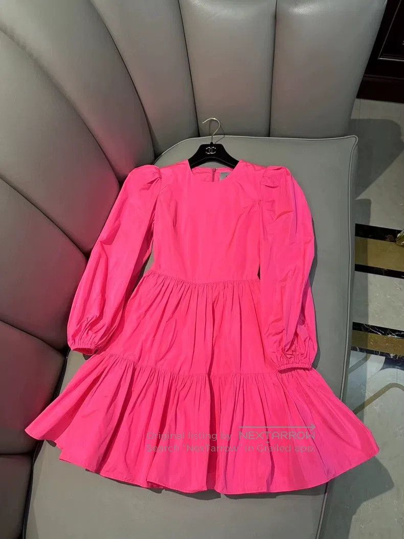 Valentino Valentino dress Size XS / US 0-2 / IT 36-38 - 1 Thumbnail