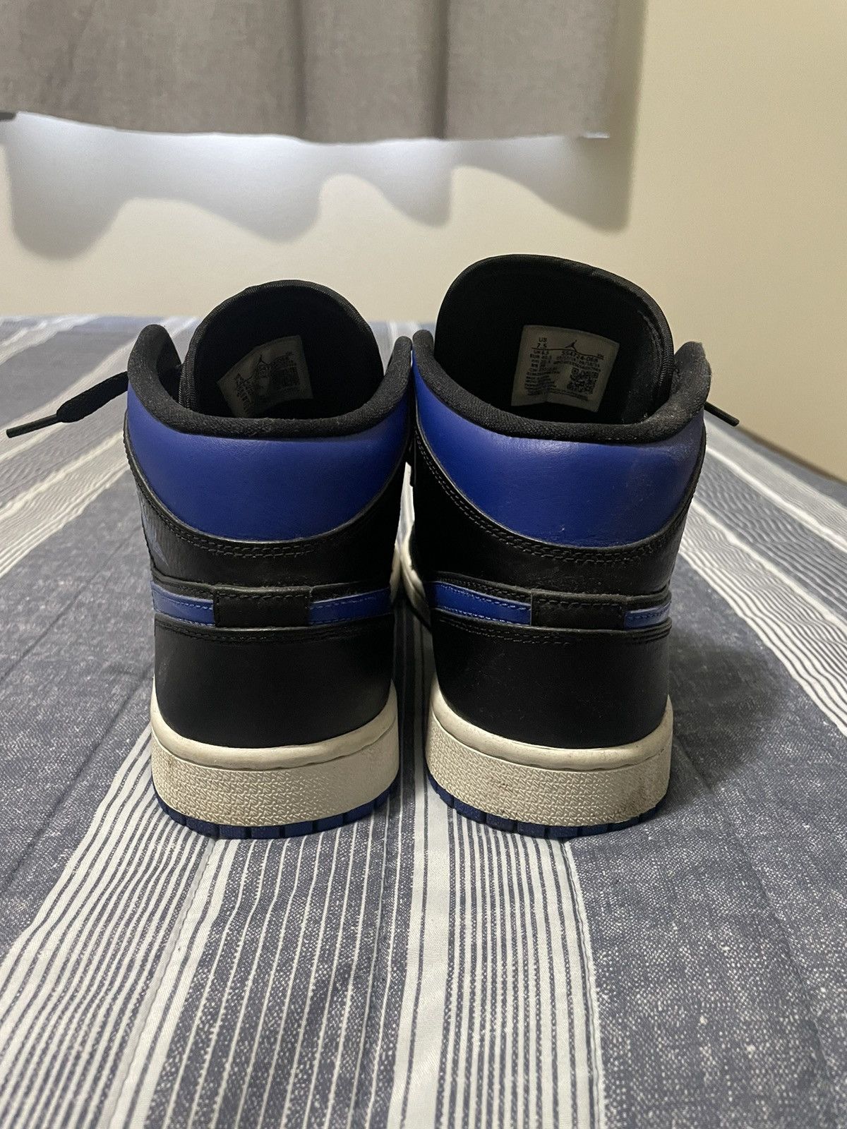 Jordan Brand × Nike Jordan 1 Mid Royal (2020) Size US 7.5 / EU 40-41 - 2 Thumbnail