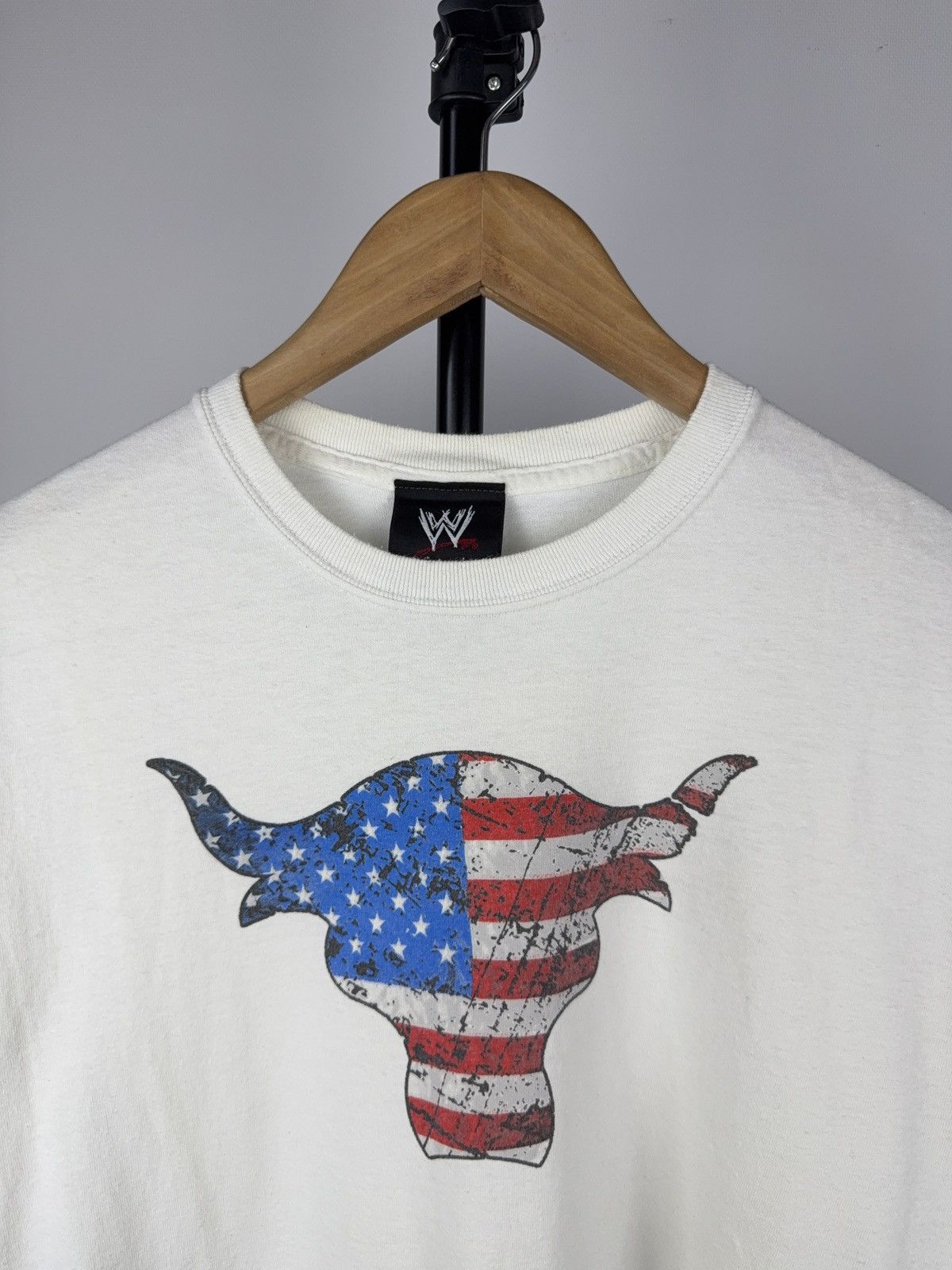 Vintage × WWE × WWF WWE The Rock Team Bring It Tee USA Flag Bull Logo M 2008 Size US M / EU 48-50 / 2 - 2 Thumbnail