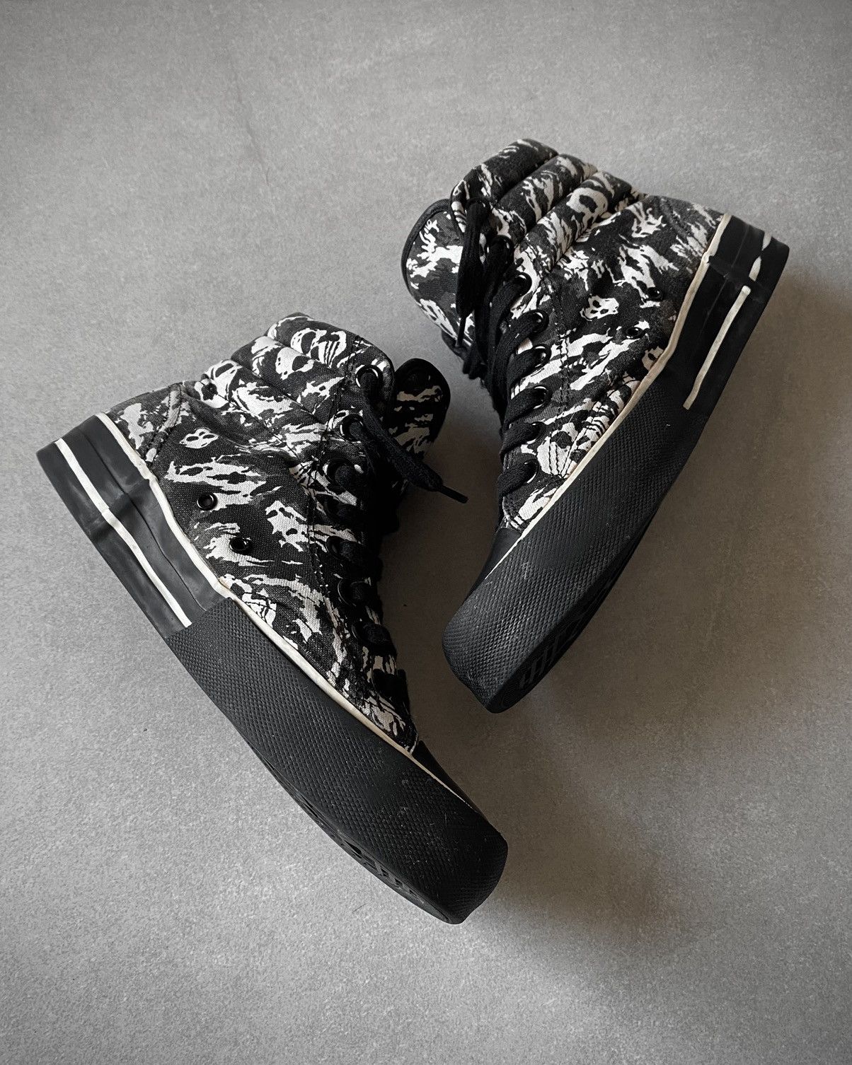 Number (N)ine Number (N)ine SS01 "Time Migration" Skull High Top Size US 5 / EU 37 - 4 Thumbnail