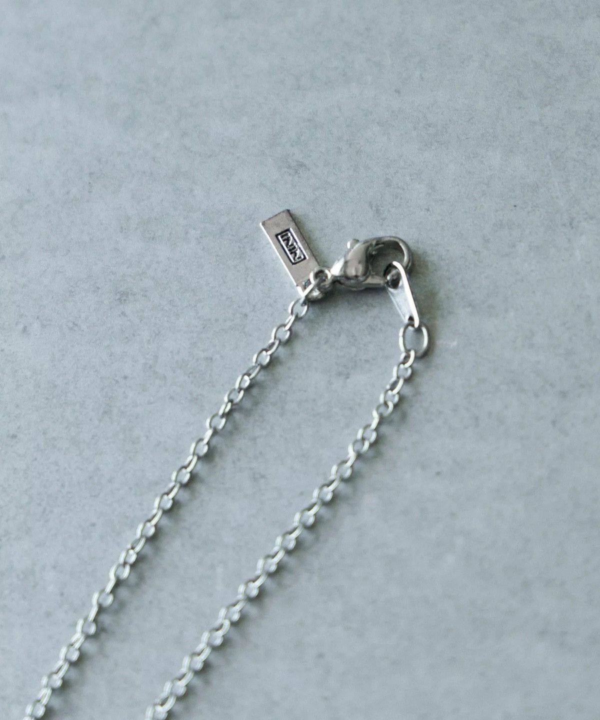 Number (N)ine Number nine guitar pick necklace Size ONE SIZE - 7 Thumbnail