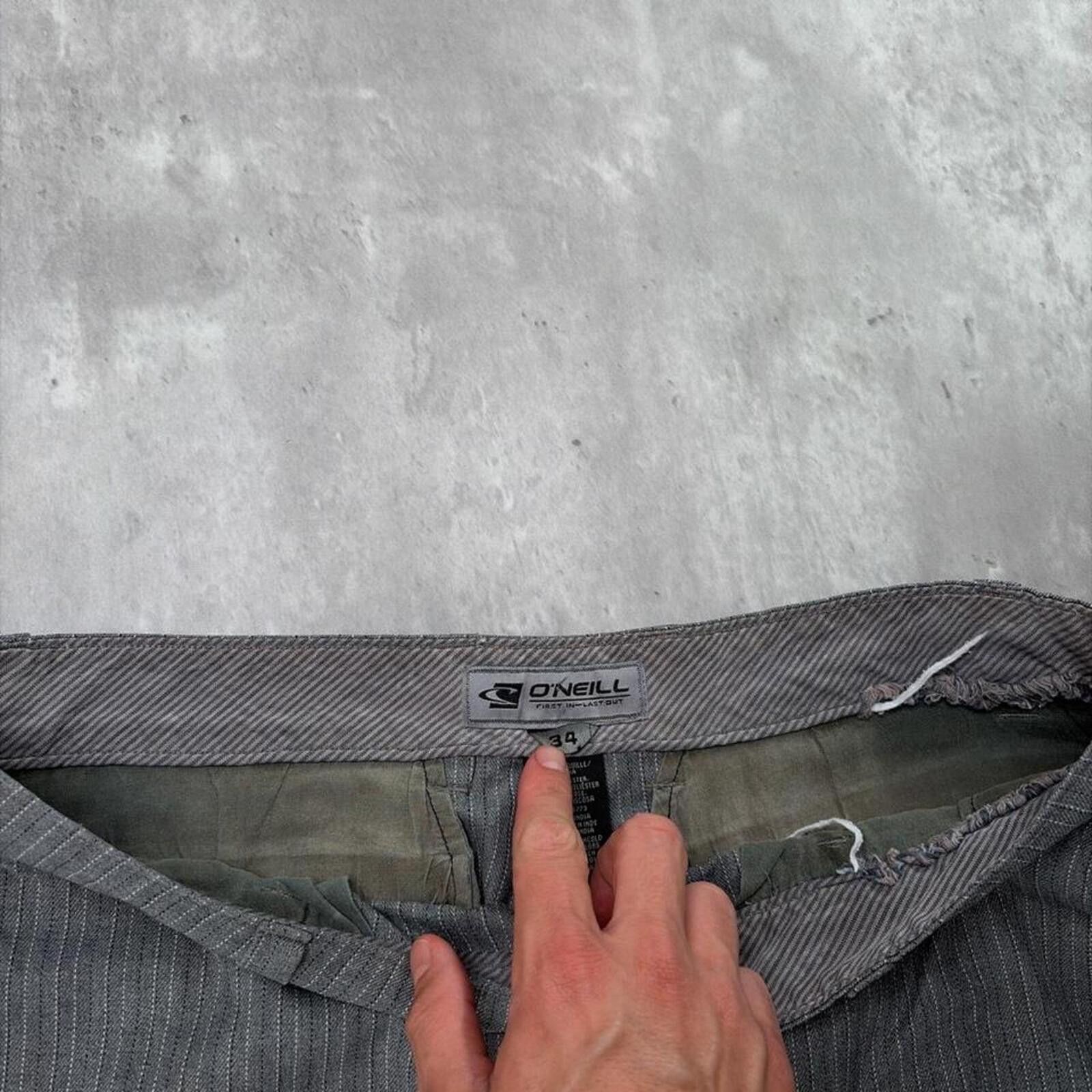 O'Neill Y2K Grey O’Neill Surf Grunge Pinstripe Baggy Skater Shorts Size US 34 / EU 50 - 5 Thumbnail