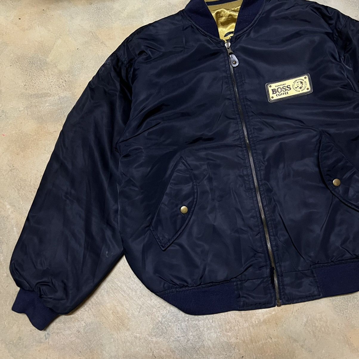 Japanese Brand Suntory Boss Coffee Big Logo Bomber Jacket Reversible Size US M / EU 48-50 / 2 - 14 Thumbnail