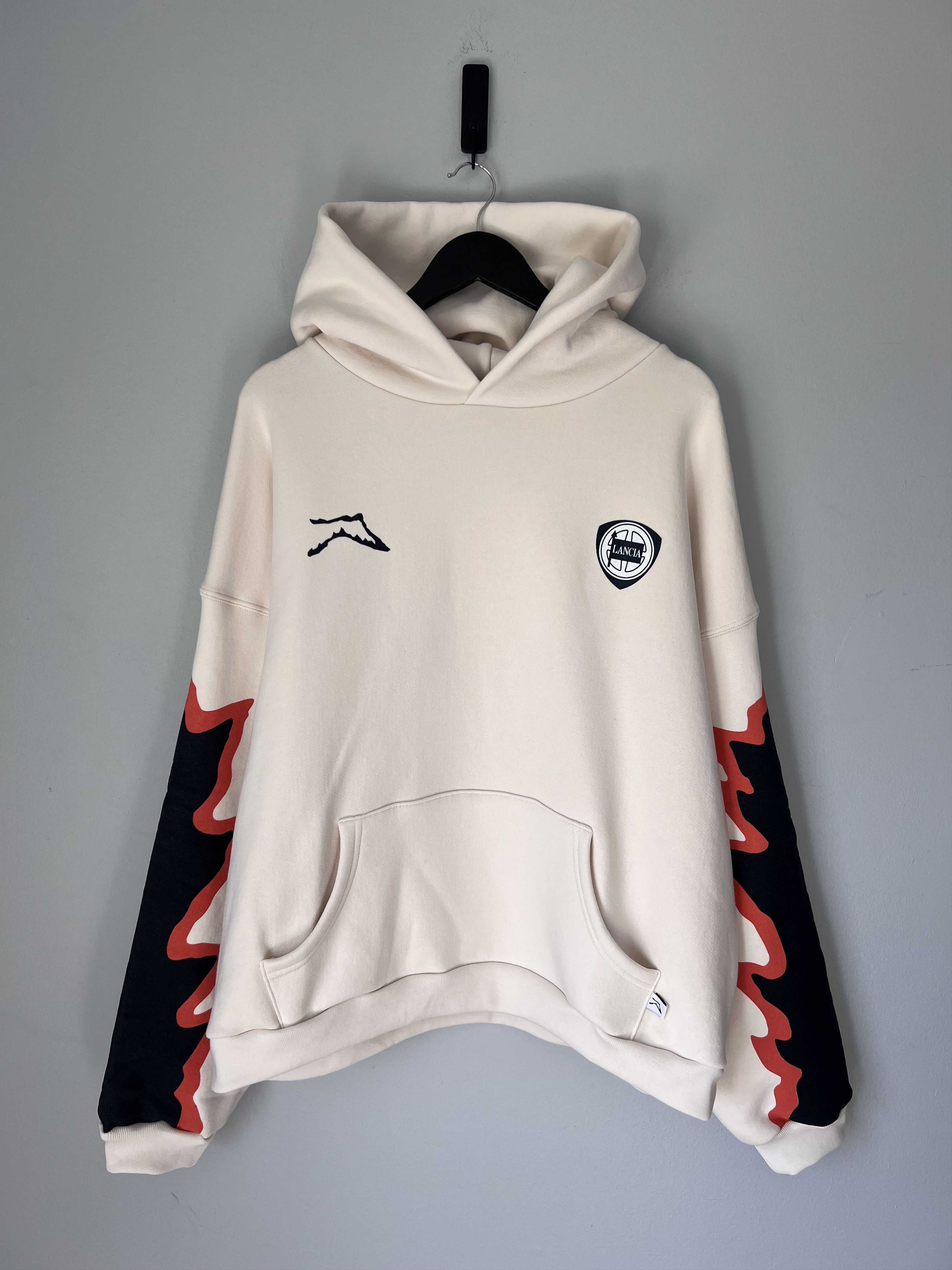 Akimbo Club Akimbo Club Lancia Livery Hoodie in Cream Size US XL / EU 56 / 4 - 1 Thumbnail