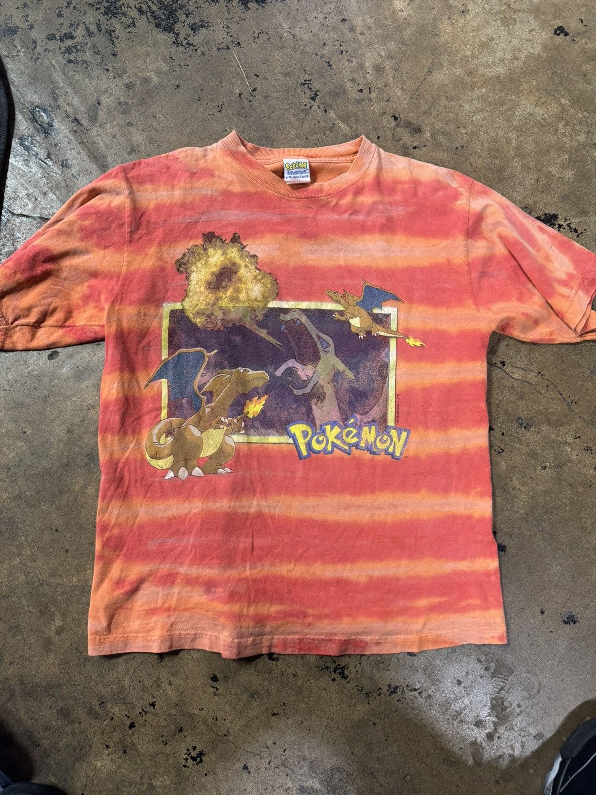 Pokemon 90's Pokemon Charzard Flame Tshirt Size US L / EU 52-54 / 3 - 1 Thumbnail