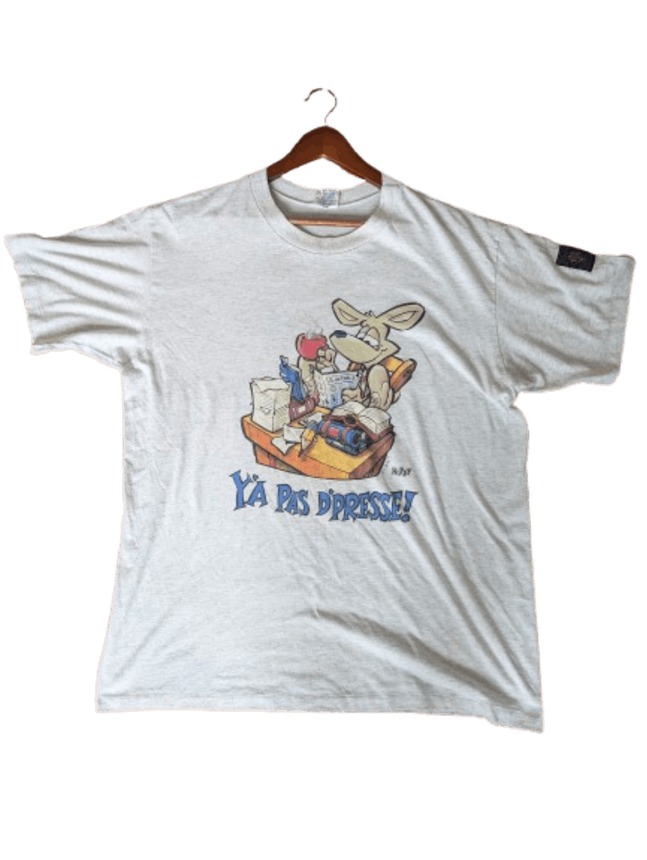 Vintage Vintage 1990s French Cartoon Tee Size US XL / EU 56 / 4 - 1 Thumbnail