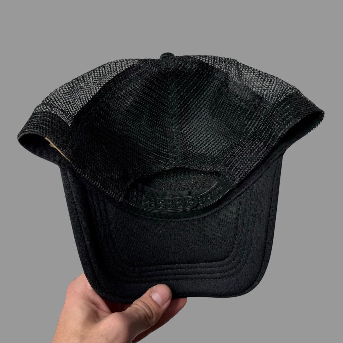 Quiksilver × Vintage Vintage Y2K quiksilver trucker hat Size ONE SIZE - 3 Thumbnail