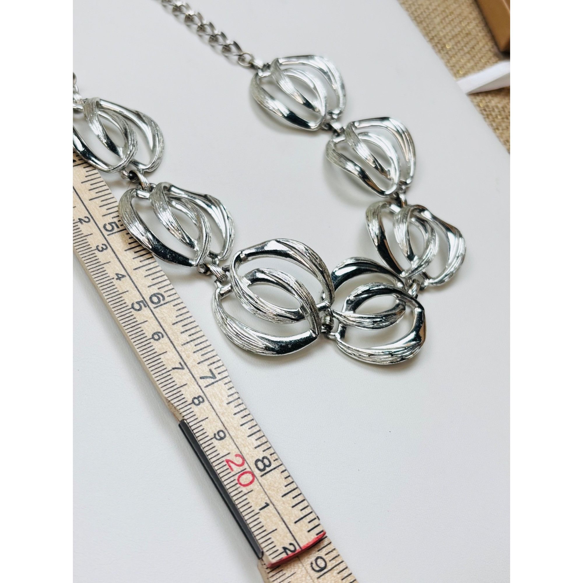 Other Vintage Silver-Tone Statement Necklace With Interlocking Ova Size ONE SIZE - 4 Thumbnail