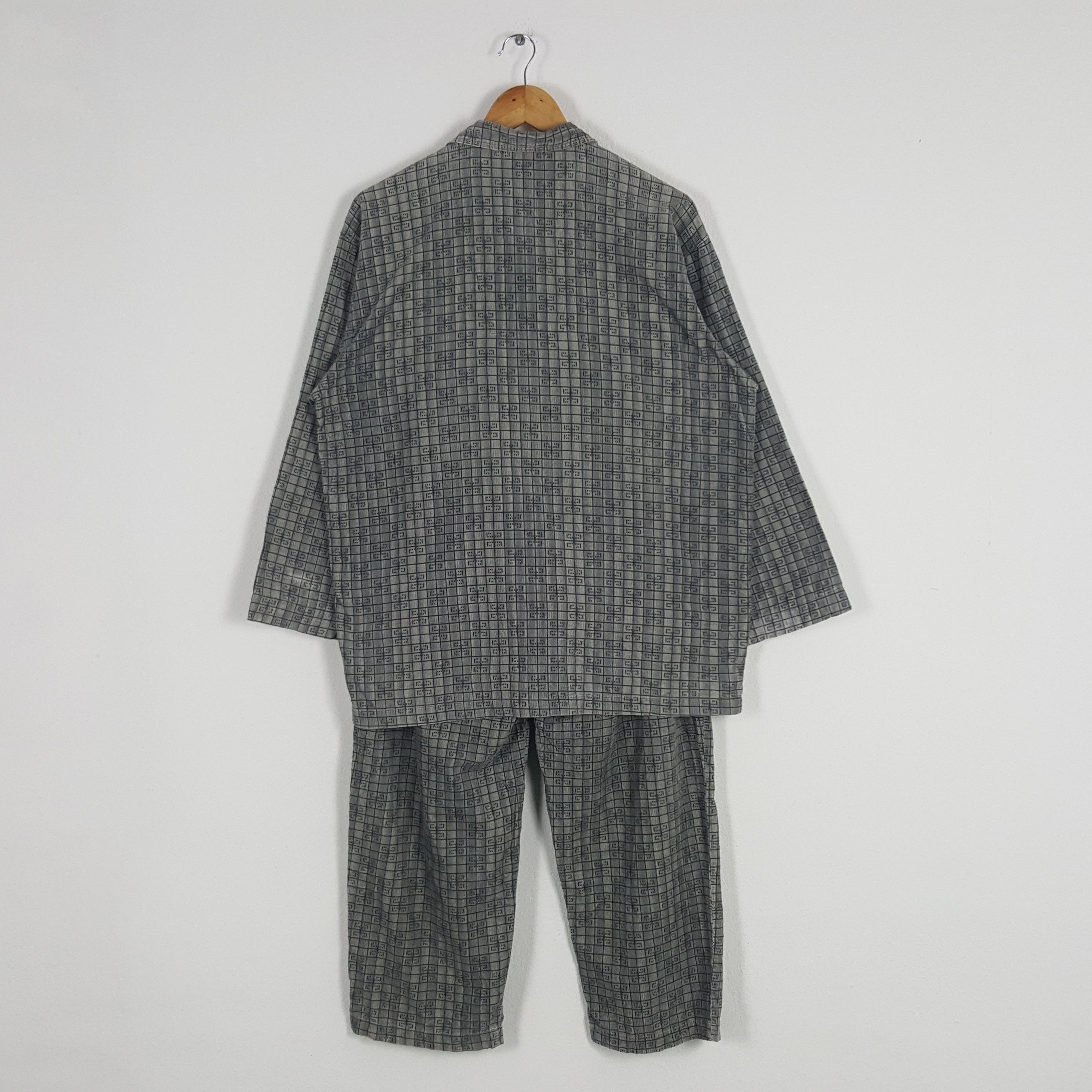 Designer × Givenchy × Vintage Vintage Givenchy One Set Italian Brand Shirt Pants Size US L / EU 52-54 / 3 - 12 Thumbnail