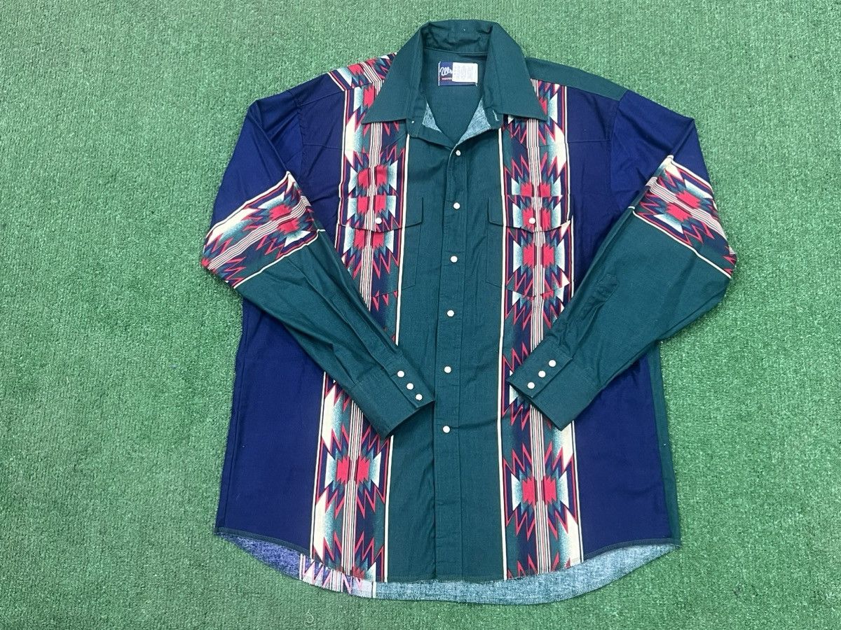 image of Vintage 80's Wrangler Aztec Striped Pearl Snap Western Shirt in Green, Men's (Size XL)