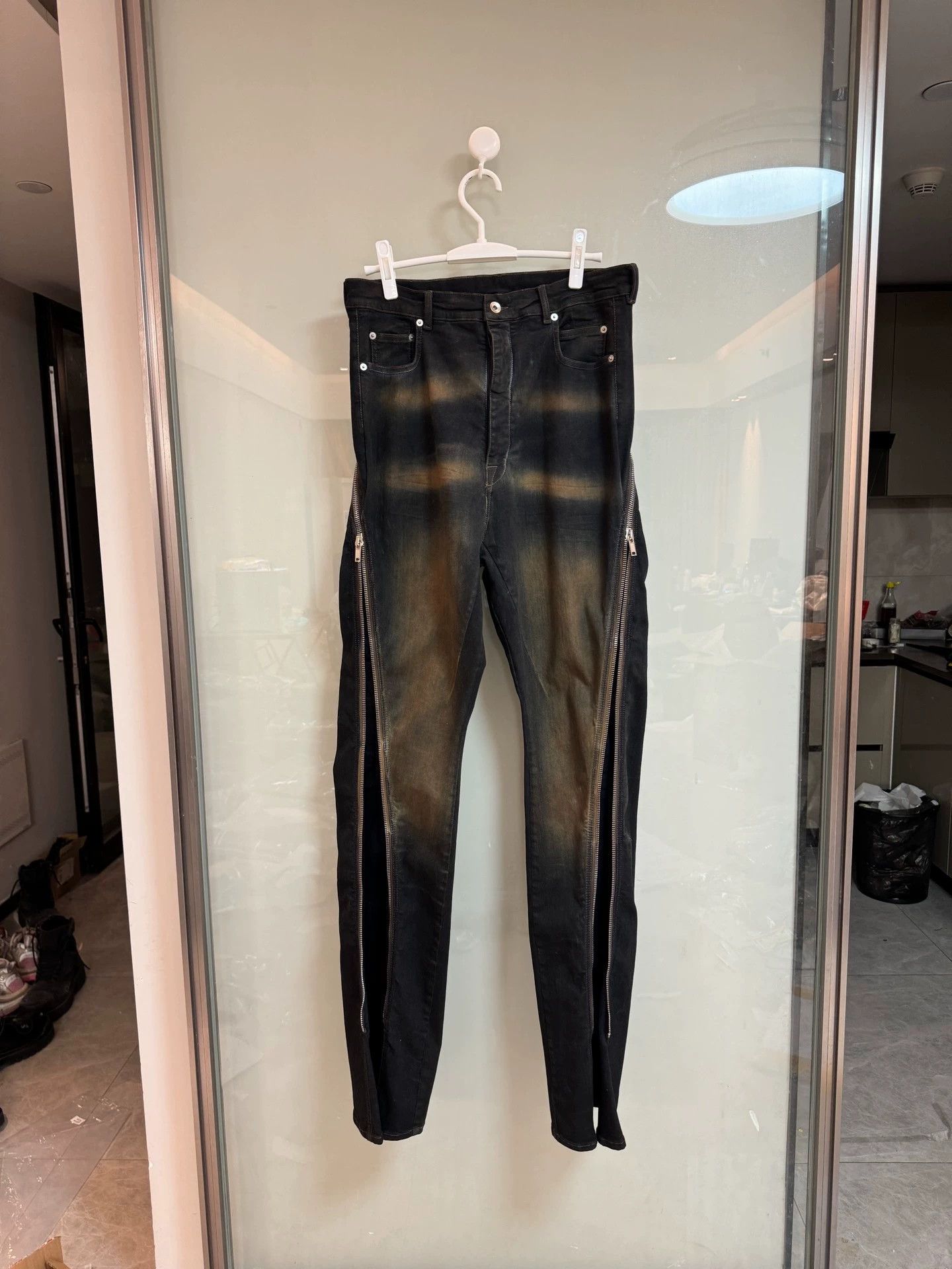 Rick Owens Rick Owens Make old gradient zipper jeans Size US 34 / EU 50 - 1 Thumbnail