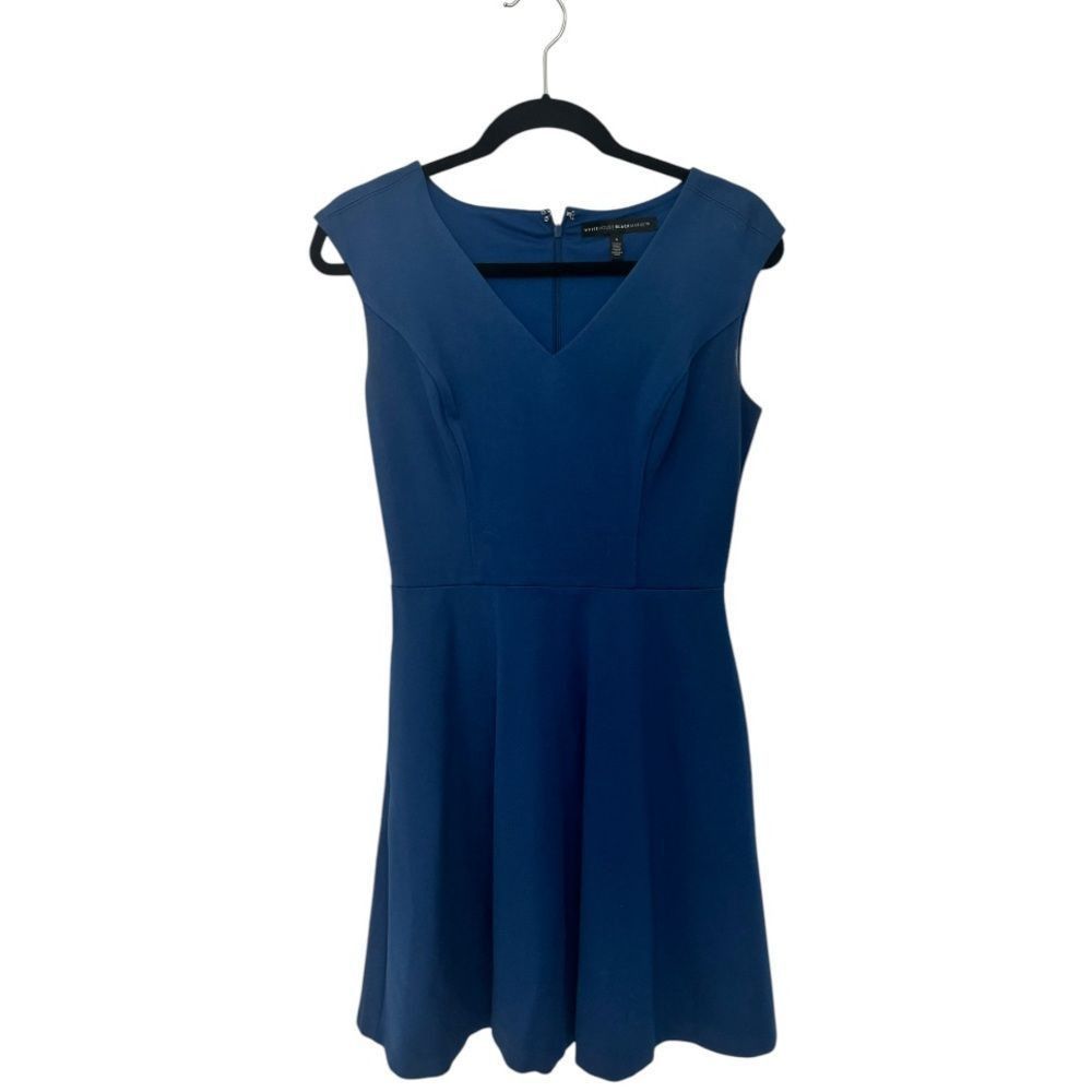 White House Black Market White House Black Market SZ 4 light blue sleeveless flare dr Size S / US 4 / IT 40 - 2 Thumbnail