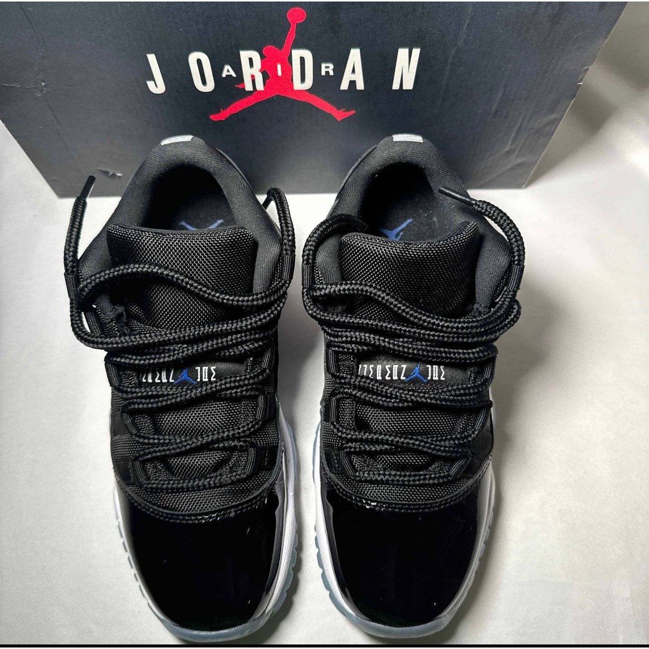 Jordan Brand × Nike Size 6 Nike Air Jordan 11 Retro Low GS Space Jam Men's Shoes Size US 6 / EU 39 - 4 Thumbnail