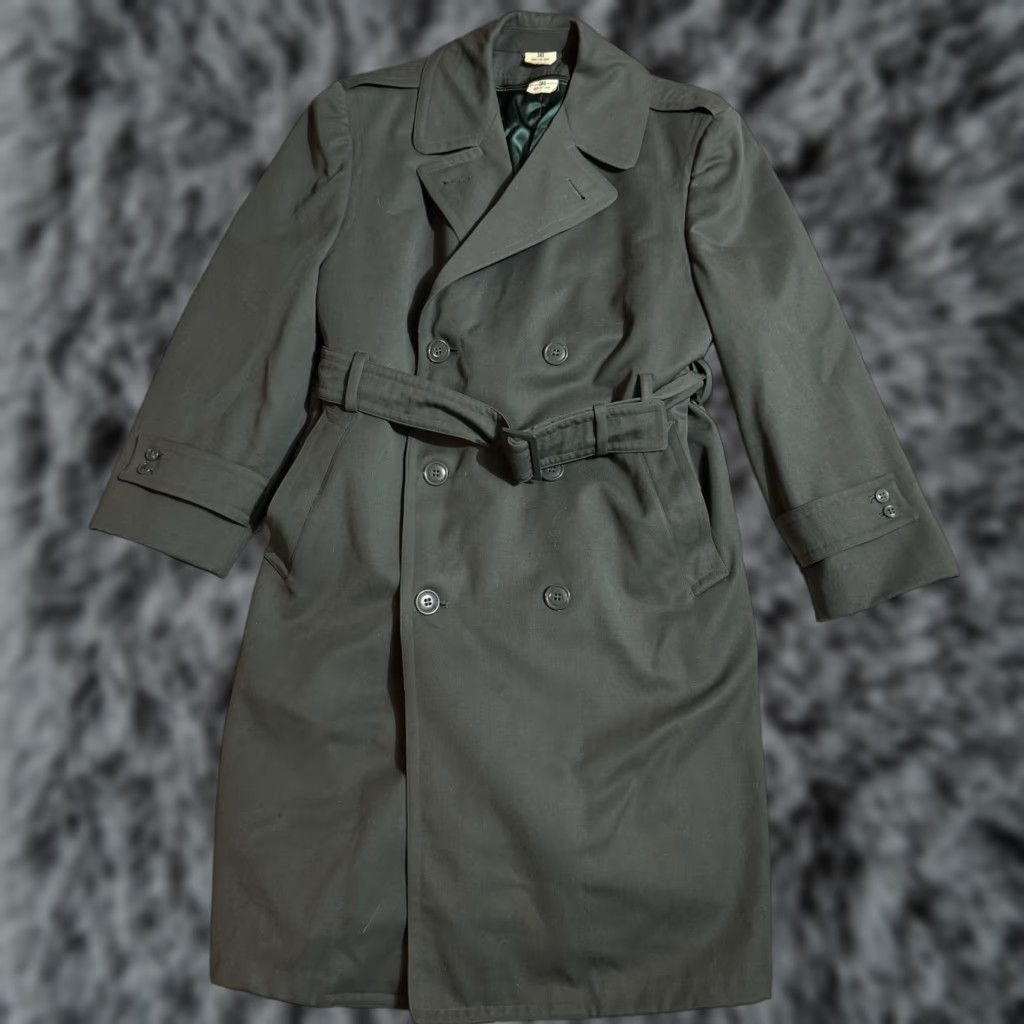 VINTAGE 80s Military Trench Coat Womens 38S Double Breasted Belted Dark Academia Coat Women Green Long Sleeve Pockets Buttoned Style Trench Navy?